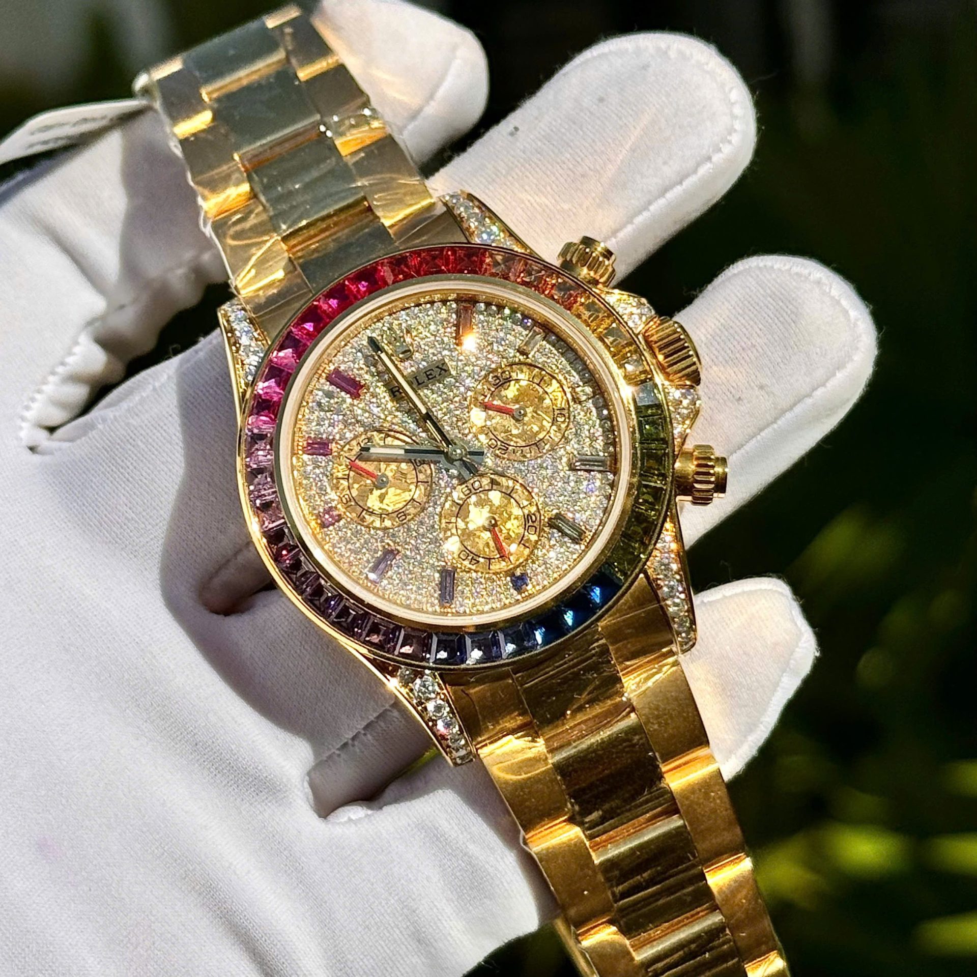 Rolex Daytona Rainbow Replica Watch 18K Gold Wrapped Customs Moissanite   Gemstones 40mm