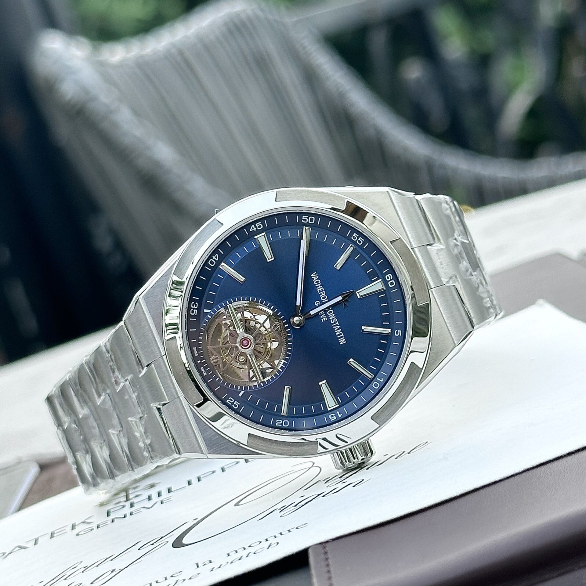 Vacheron Constantin Overseas Replica 1:1 Watch Tourbillon 6000v BBR 42.5mm