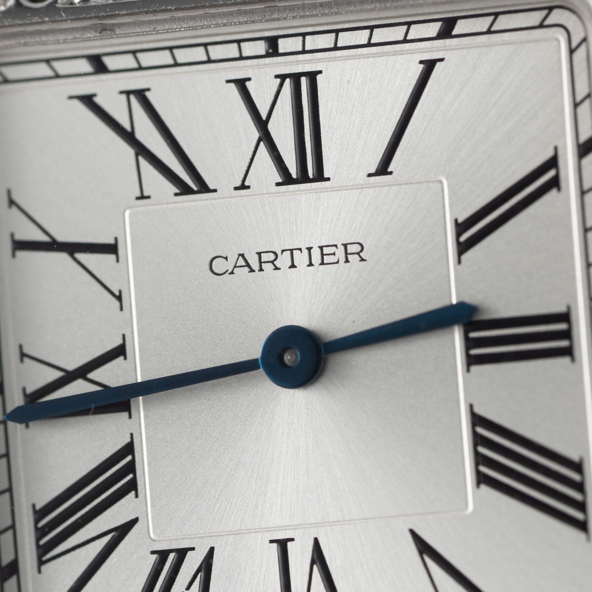 Cartier Replica 1:1 Watch Santos Dumont Large With Full Moissanite Diamond Hong Kong 42mm