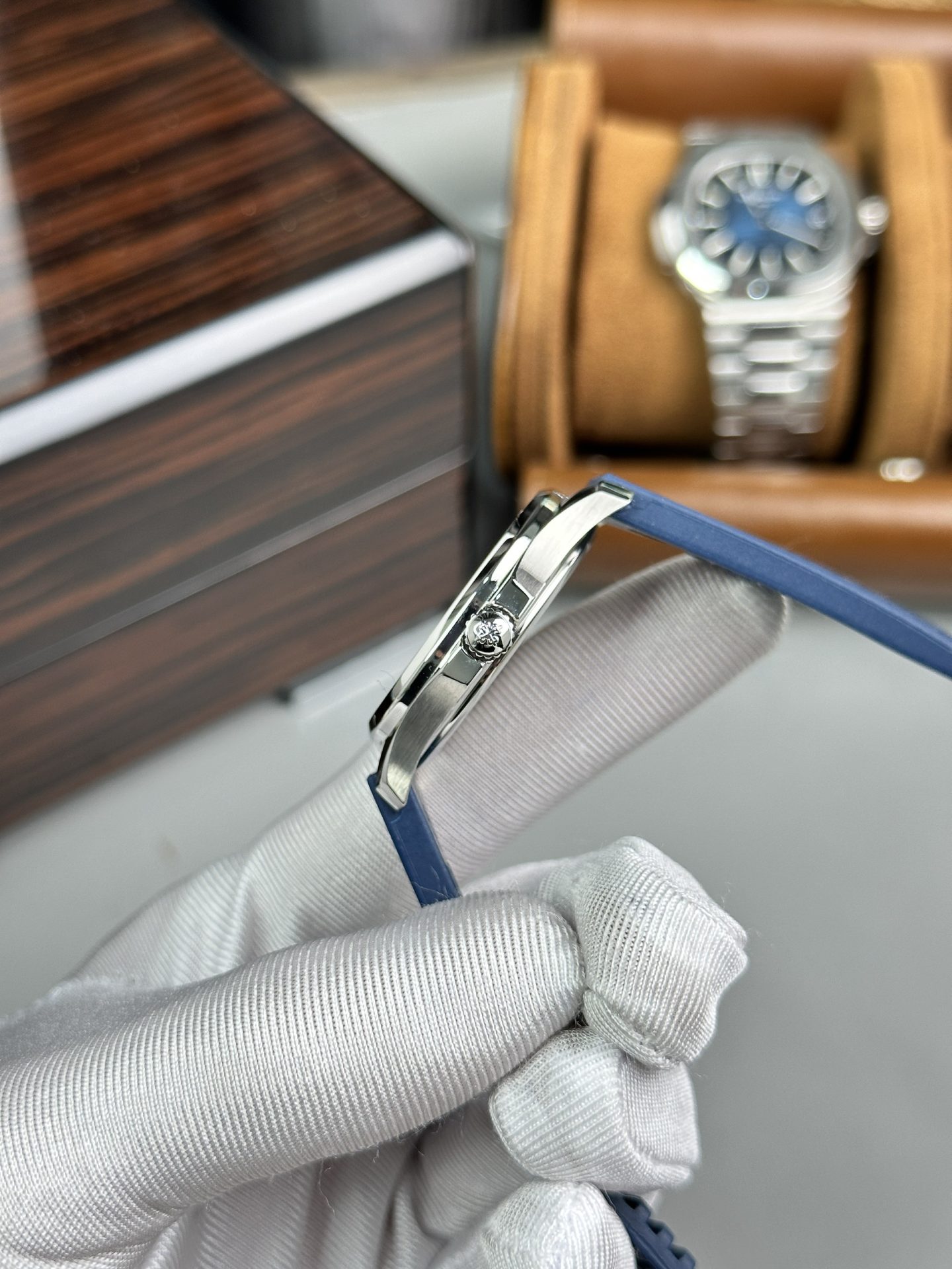 Patek Philippe Replica Watch Aquanaut 5067A Blue Dial With Stone Benzene PPF 35.6mm