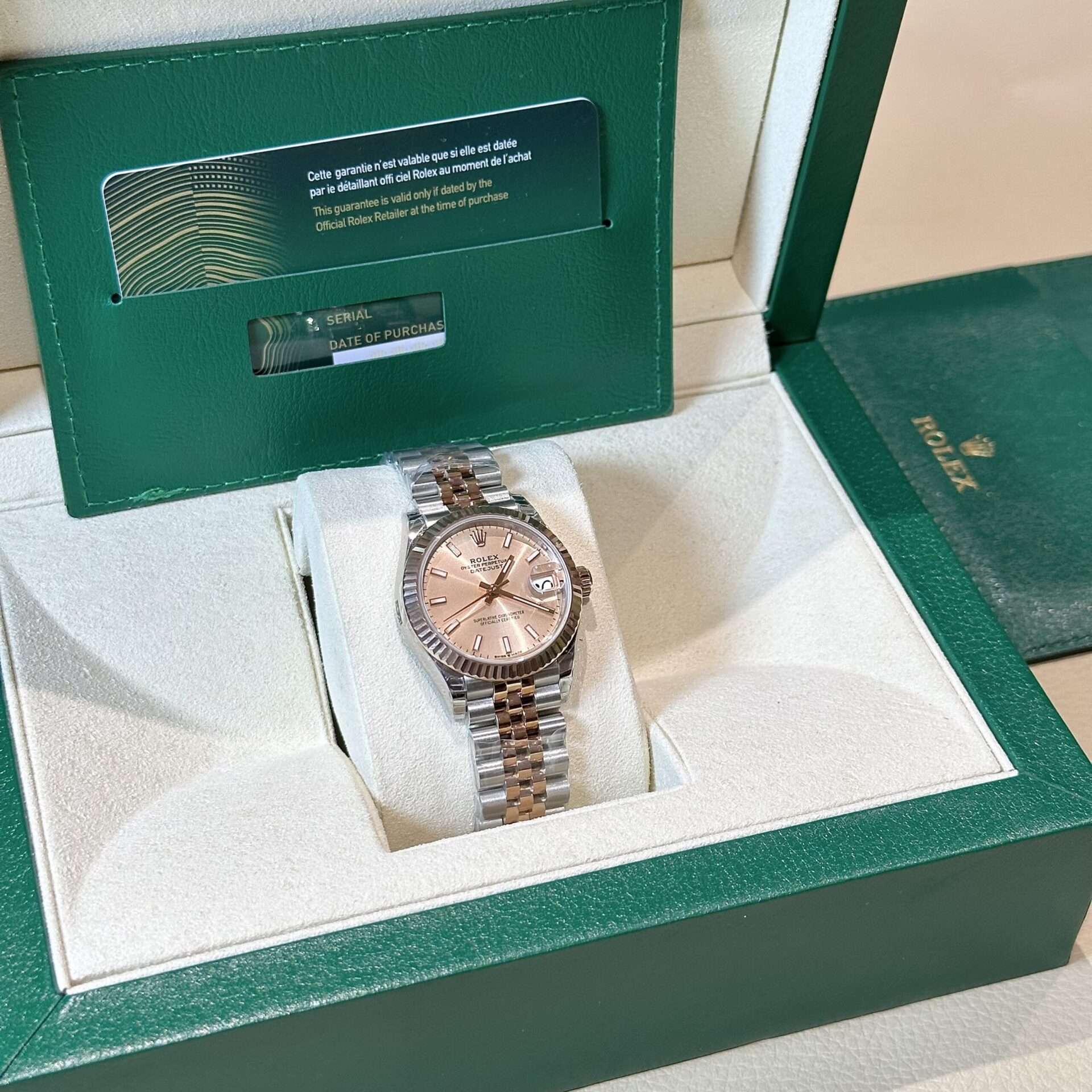Rolex Replica Watch DateJust Women s Pink Dial Luminous Numbers EW Factory 31mm