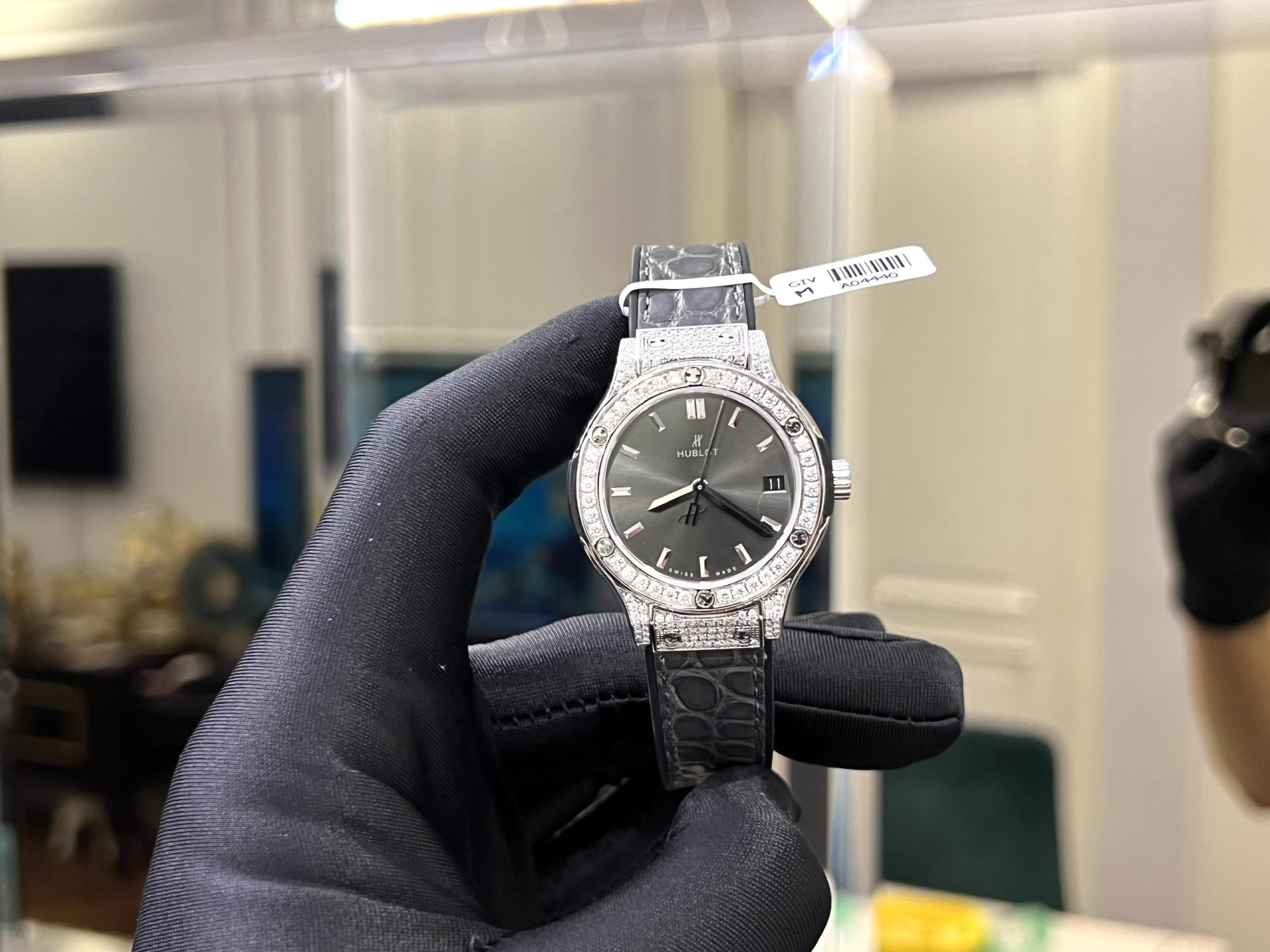 Hublot Classic Fusion Women Dial Gray Copies Watches Full Diamonds Moissanite Hong Kong 33mm