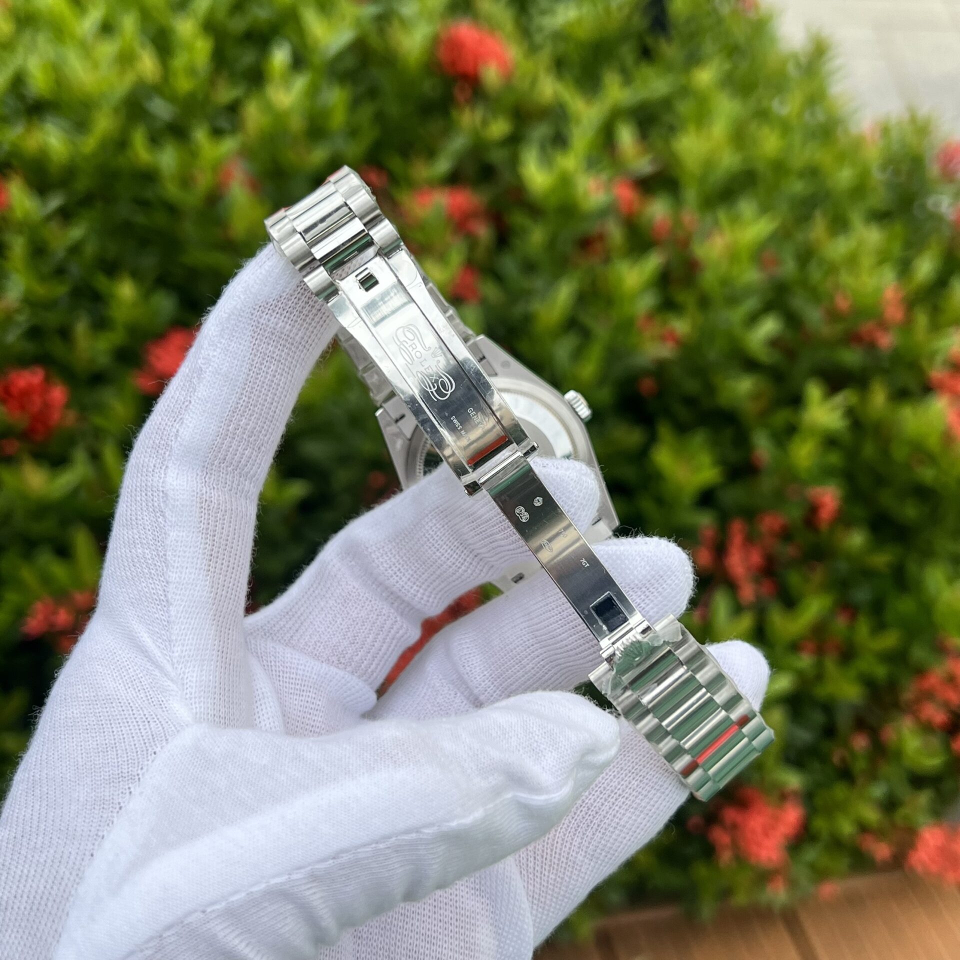 Rolex Replica 1:1 Watch Day-Date Purple Mother of Pearl Dial Swiss Movement 36mm