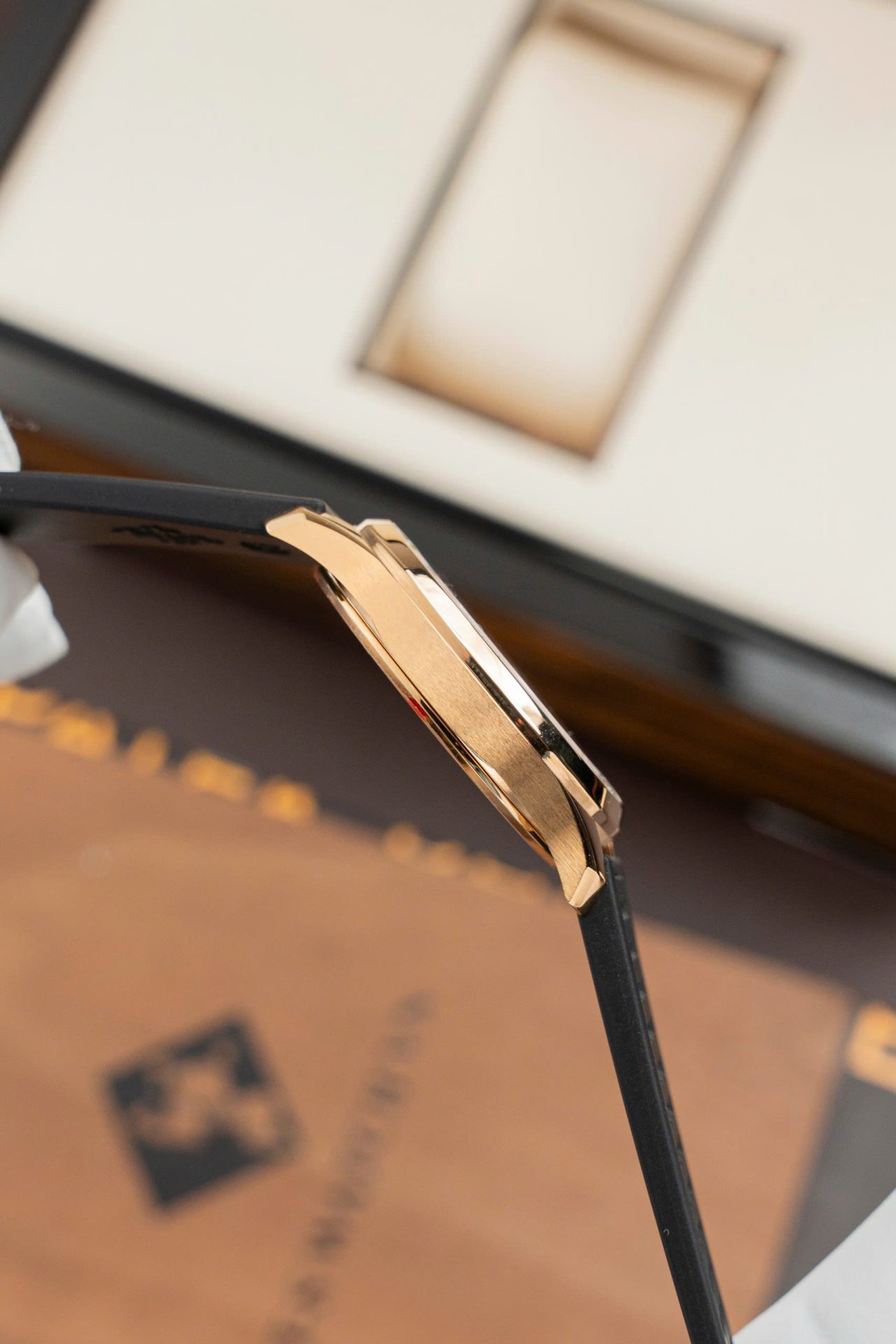 Patek Philippe Aquanaut 5067 Replica Watch Bezel Moissanite Diamonds PPF Factory 35.6mm