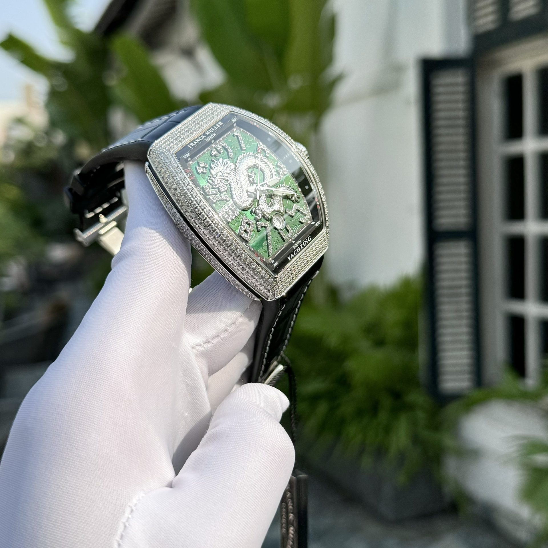 Franck Muller Replica 11 Watch V45 Green Dragon Dial With Stone  45mm