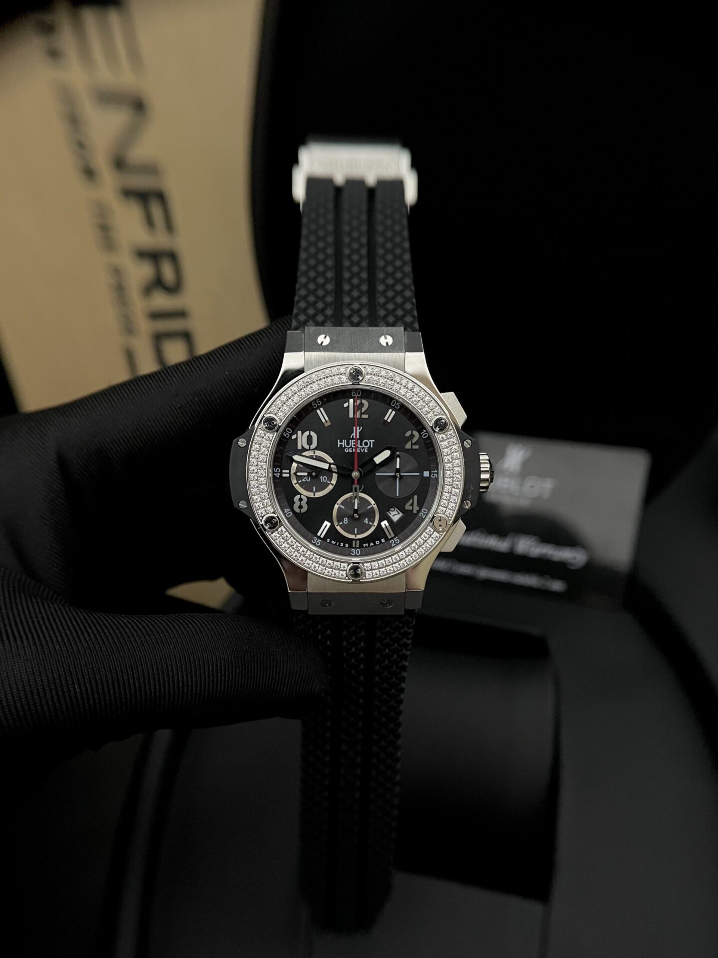 Hublot Big Bang Men s High Quality Replica Diamond Watch Rubber Strap 44mm