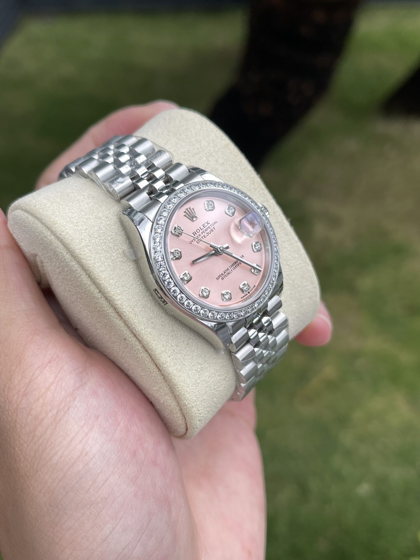 Rolex Rep 11 Watch DateJust With Diamond Bezel Pink Dial EW Factory 31mm