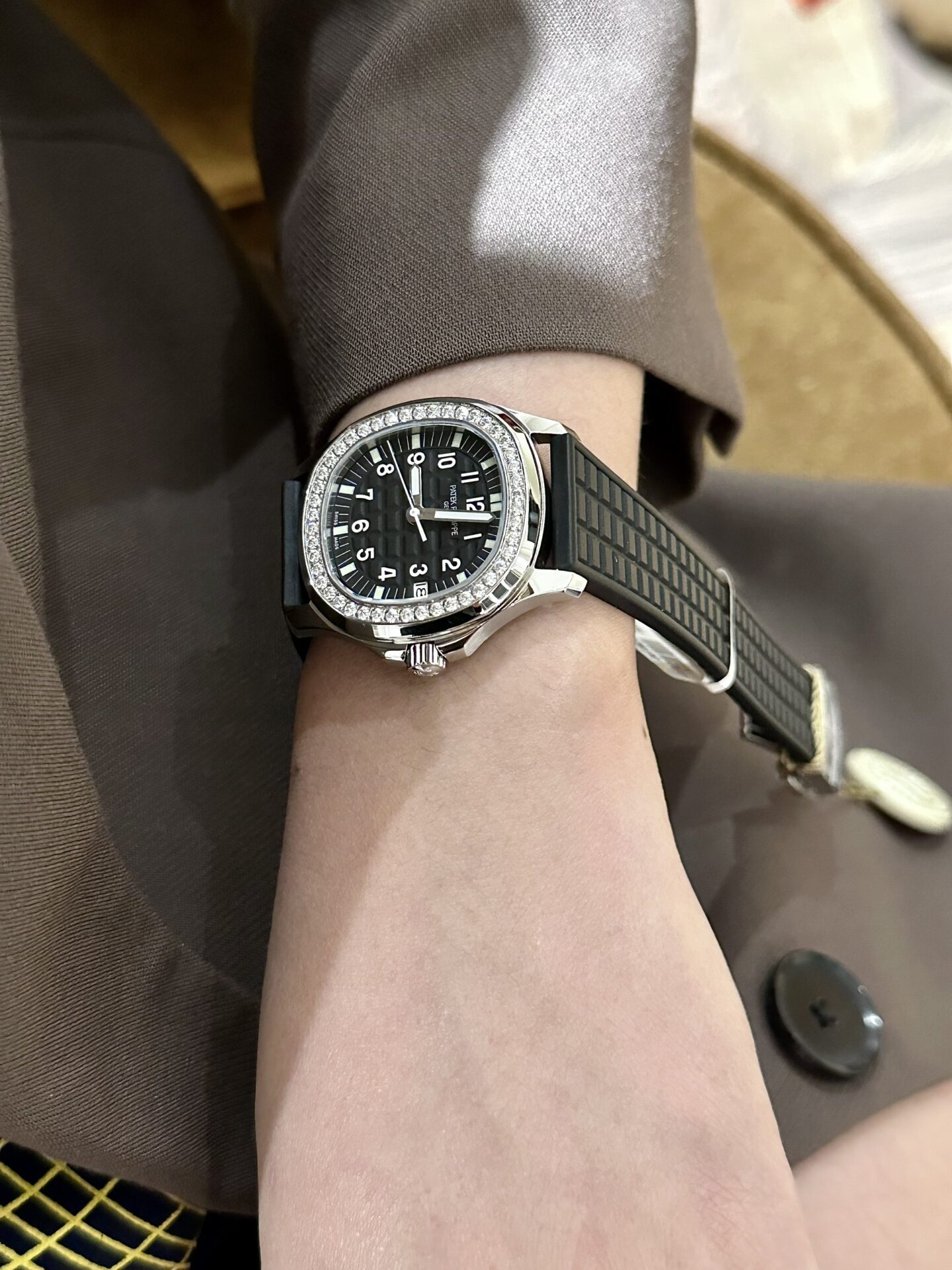Patek Philippe Aquanaut 5067 Women s Black With Diamond Bezel Replica 1:1 Watch PPF 35.6mm