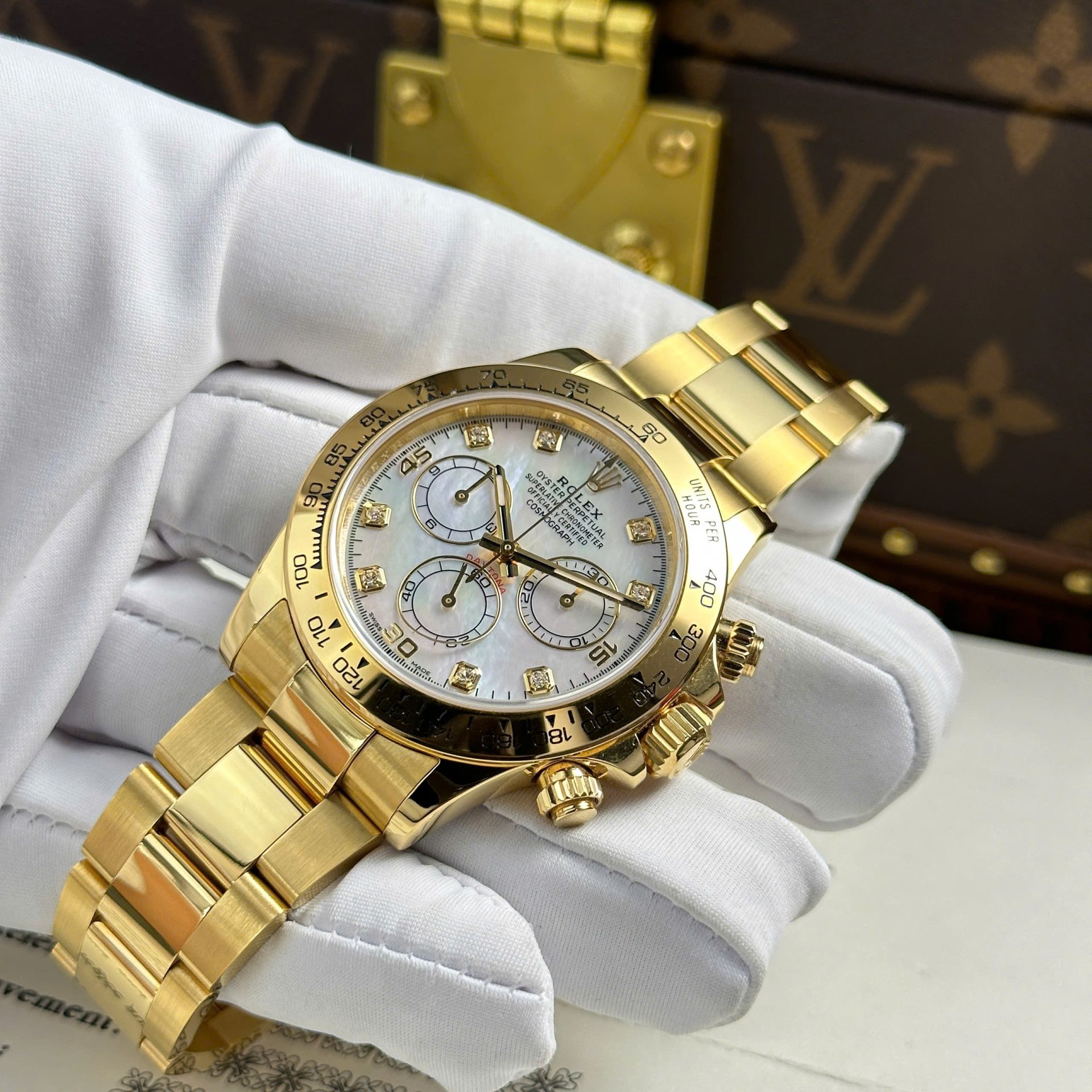 Rolex Daytona Cosmograph 116508 Best Replica Watch Custom Gold Wrapped 40mm