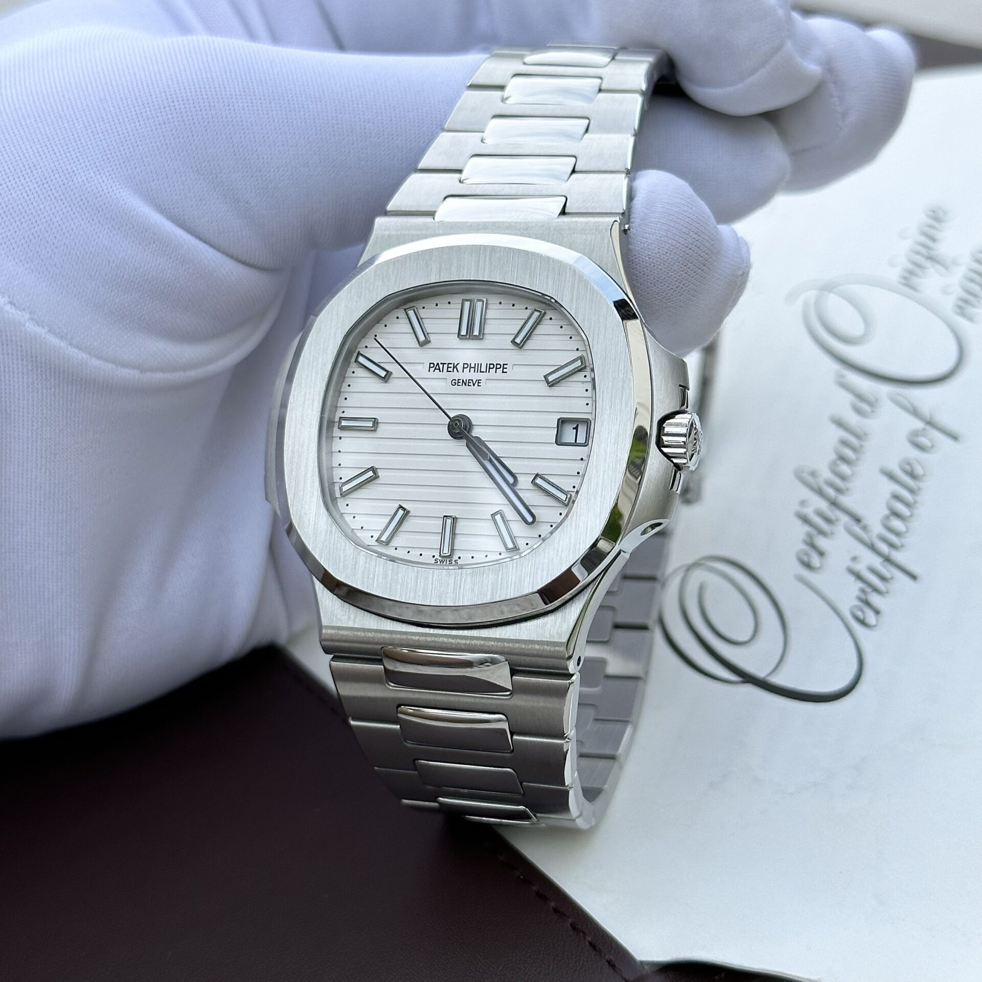 Patek Philippe Nautilus 5711 Rep 1:1 White Dial Luminous Markers Factory 3K 40mm