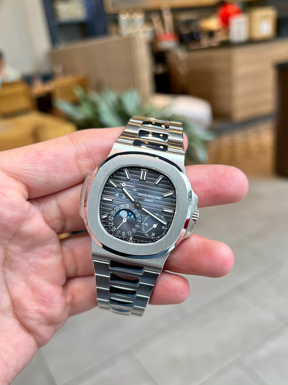 Patek Philippe Nautilus 5712 Replica 1:1 Watch Full Function PPF 40mm