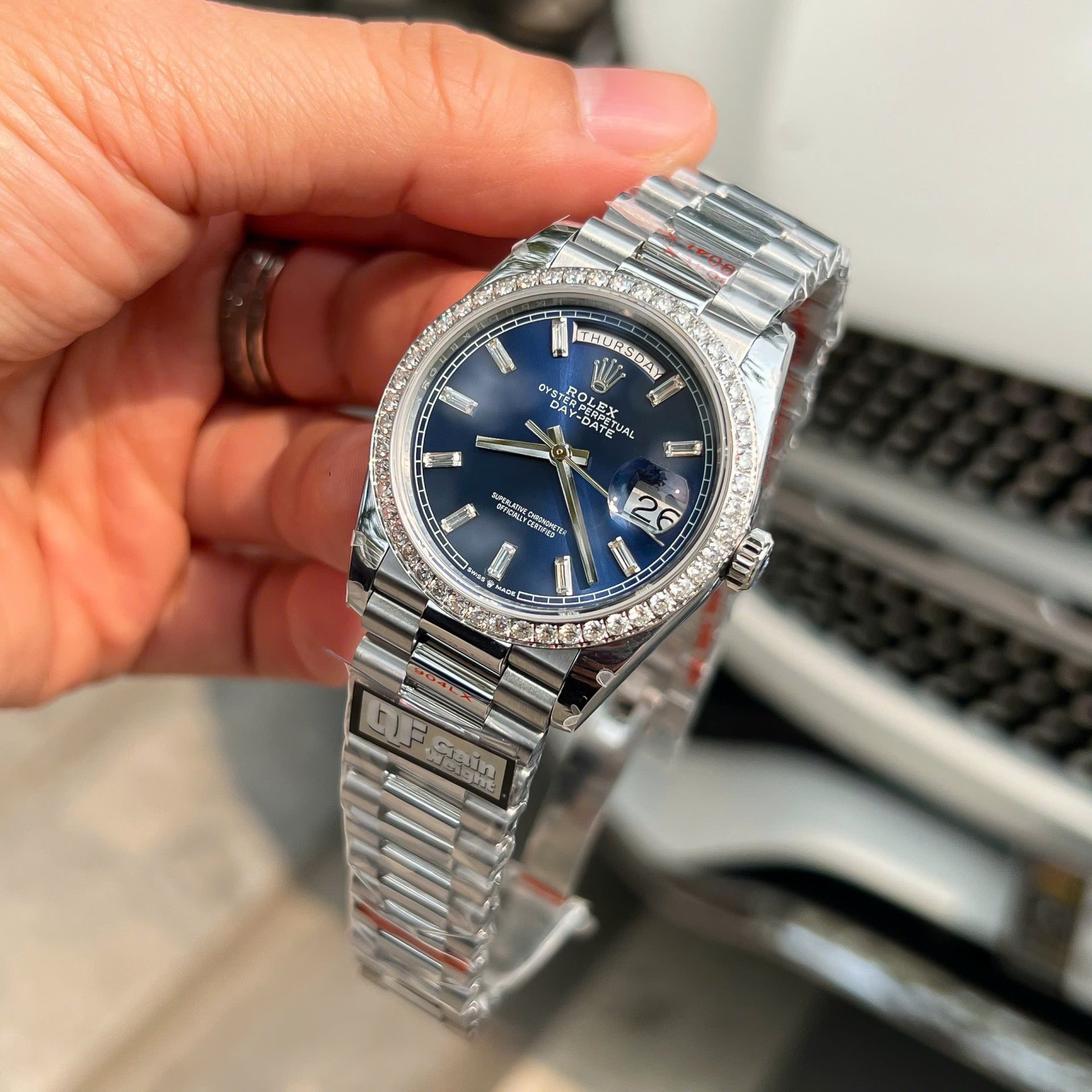 Rolex Day-Date Blue Dial Replica 11 Watch Bezel Diamonds Moissanite QF Factory 36mm