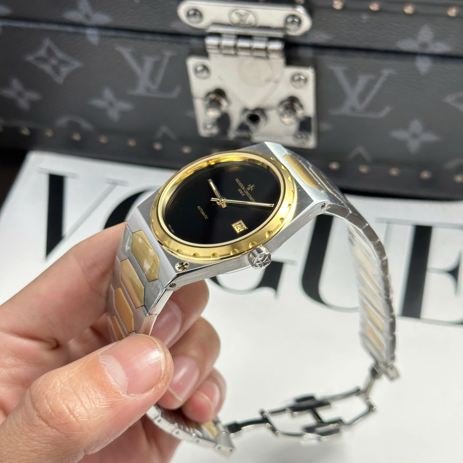 Vacheron Constantin Replica Watch Historiques 222 Dial Black 8F Factory 37mm