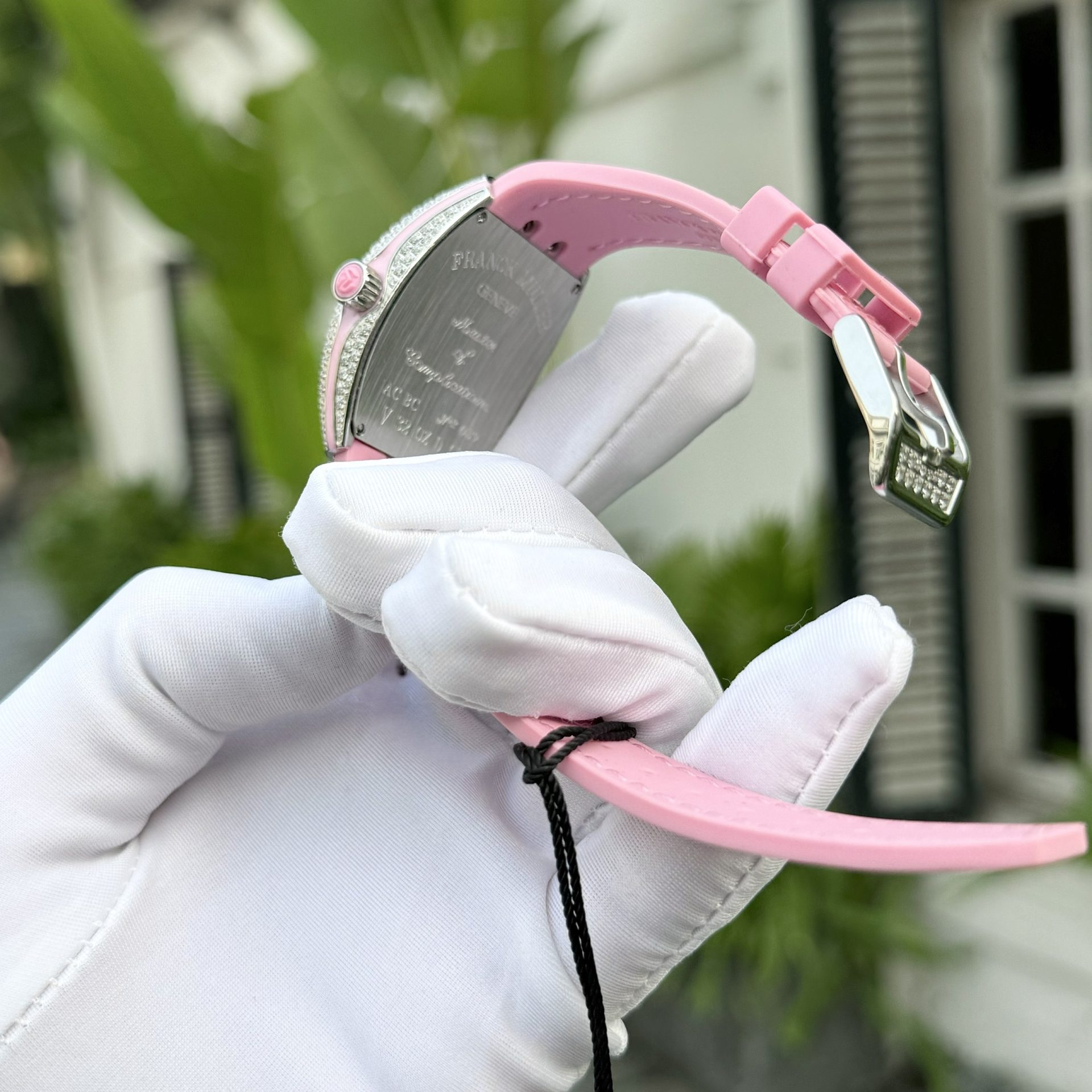 Franck Muller Replica 1:1 Watch V32 With Full Diamonds Pink Rubber Strap ABF Factory 32x40mm
