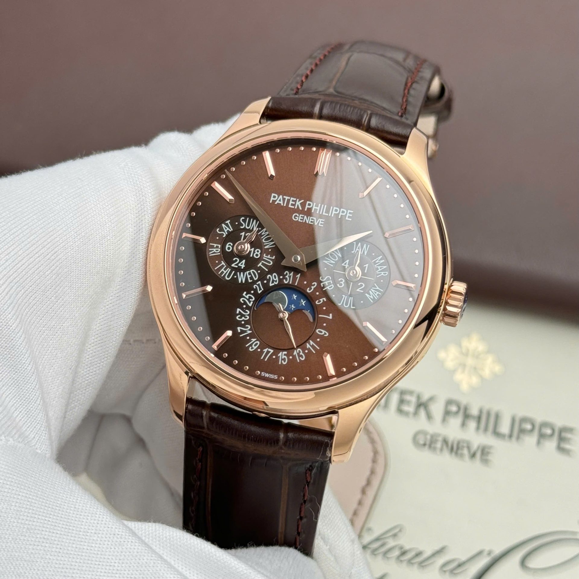 Patek Philippe Best Replica Watches Grand Complications 5327R Automatic Movement Chocolate Dial 40mm