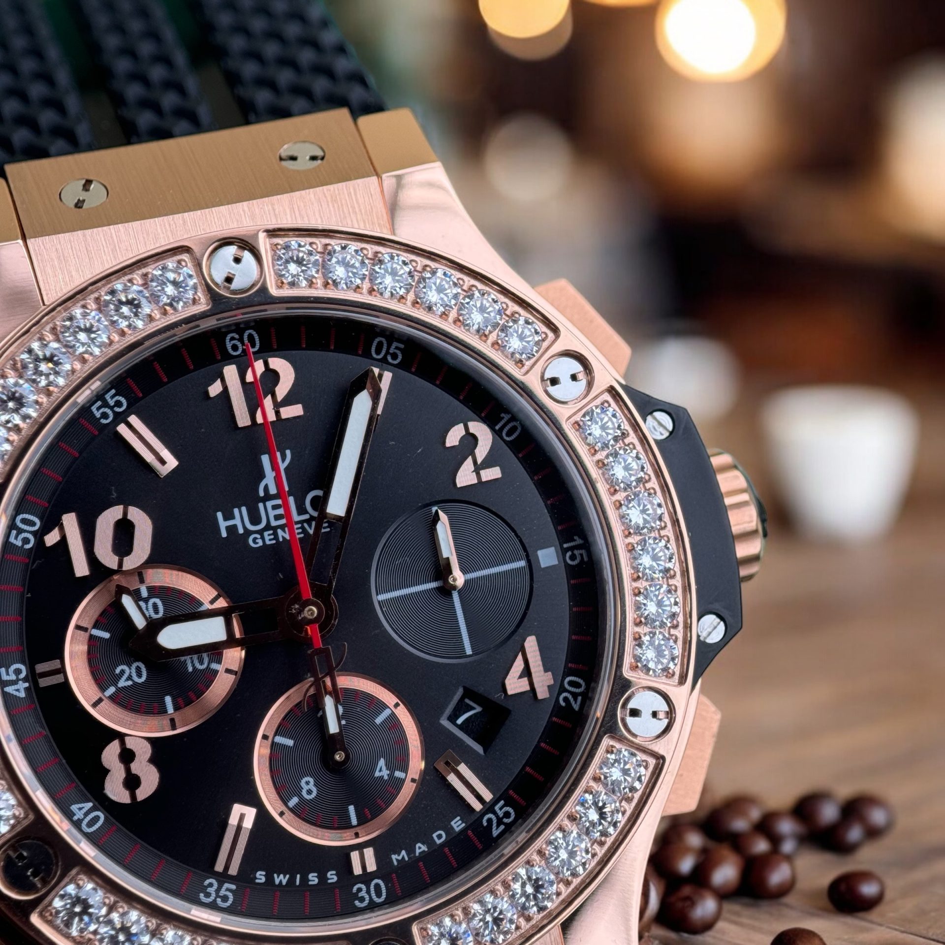 Hublot Replica 1:1 Watch Big Bang Chronograph King Gold Black Rubber Strap 44mm