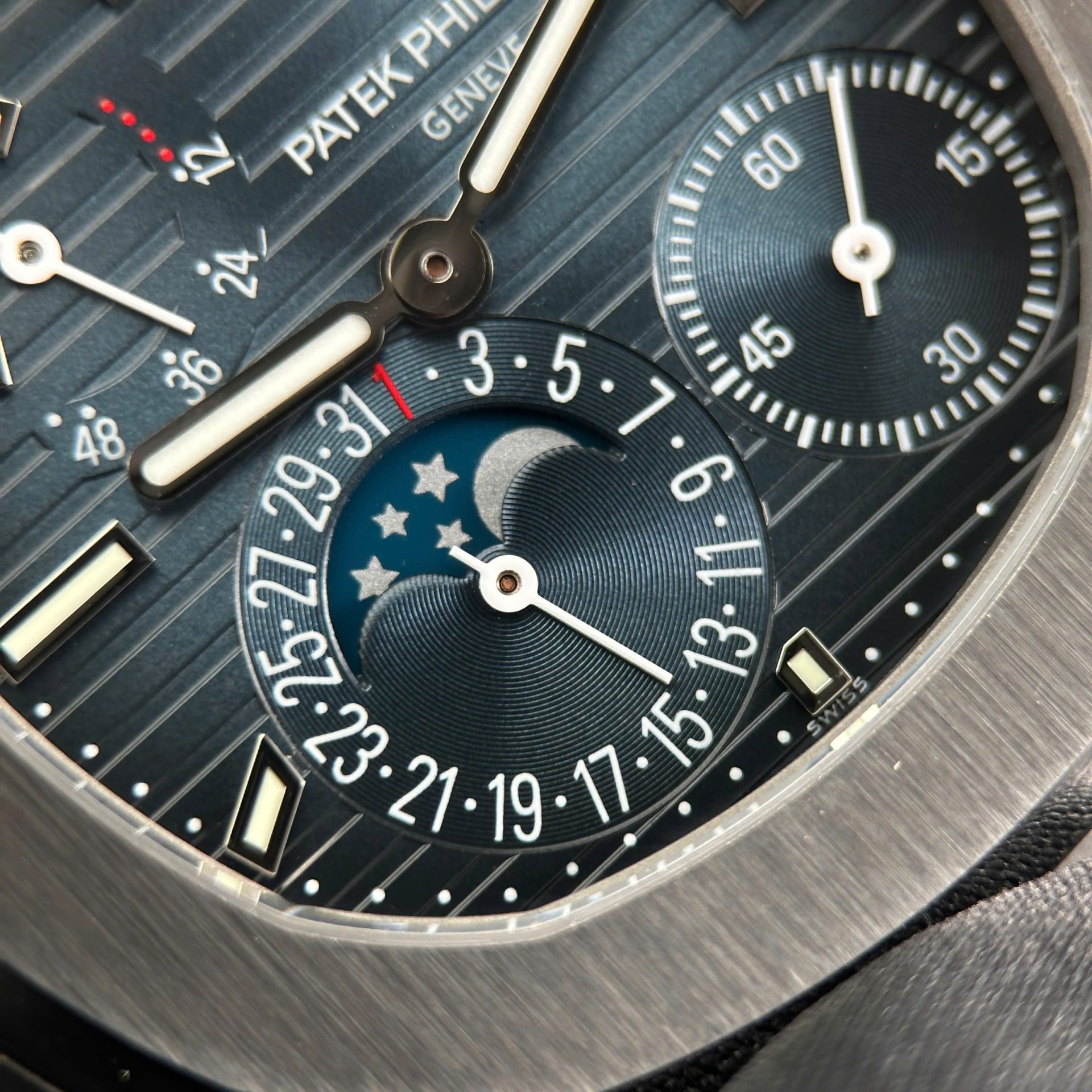Patek Philippe Nautilus 5712 Replica Watches Blue Dial Metal Wire PPF Factory Version 3 40mm