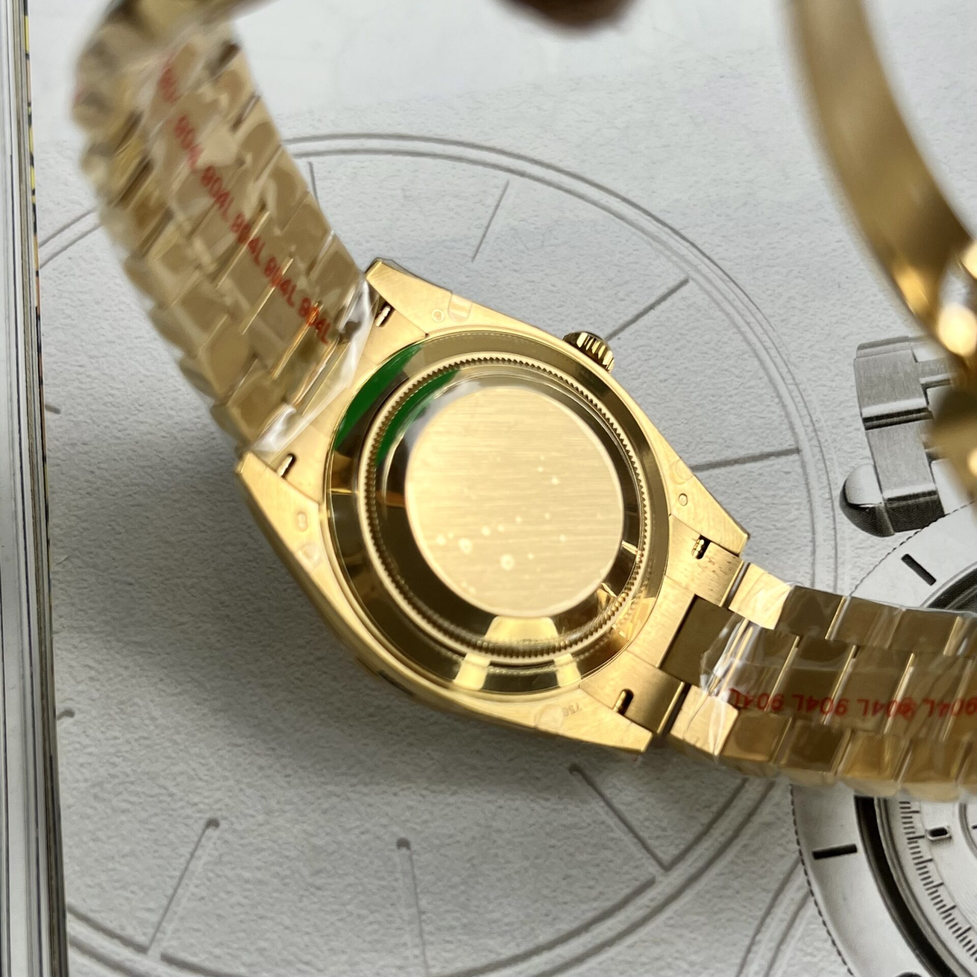 Rolex Replica 1:1 Watch Day-Date Gold Plated Fluted Bezel EW Factory 40mm