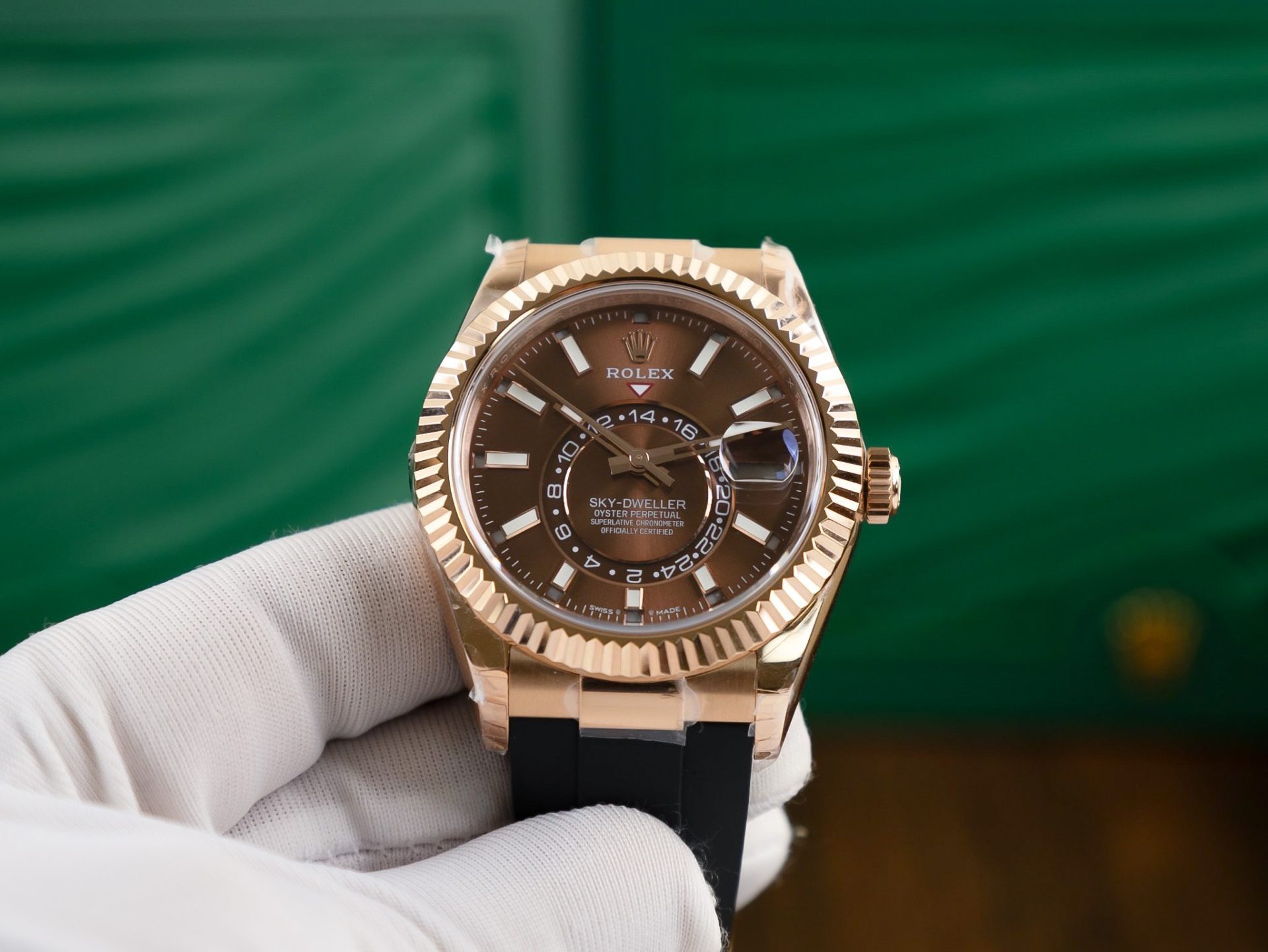 Rolex Replica 1:1 Watch Sky Dweller Chocolate Dial Rubber Strap 42mm
