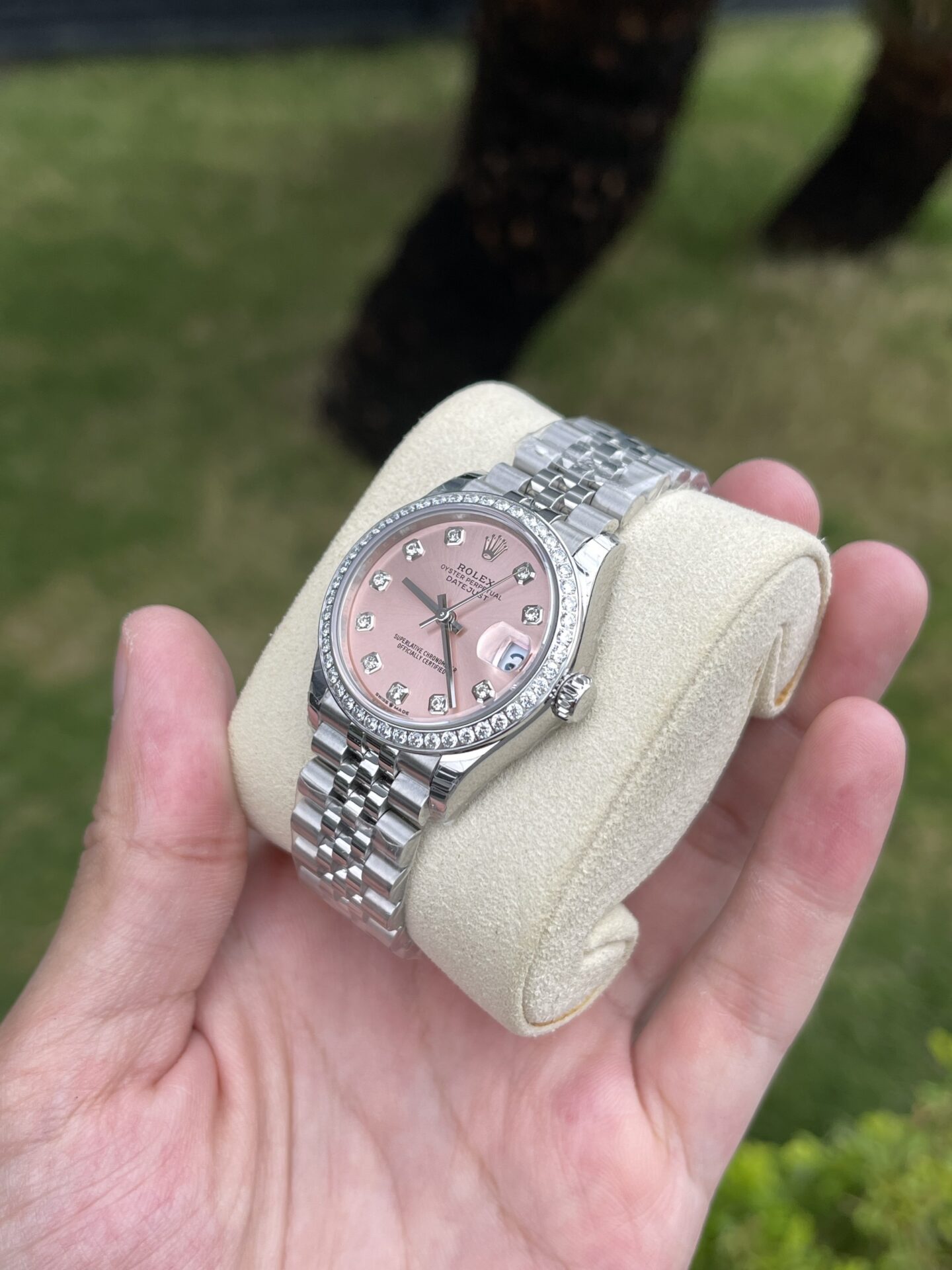 Rolex Rep 11 Watch DateJust With Diamond Bezel Pink Dial EW Factory 31mm
