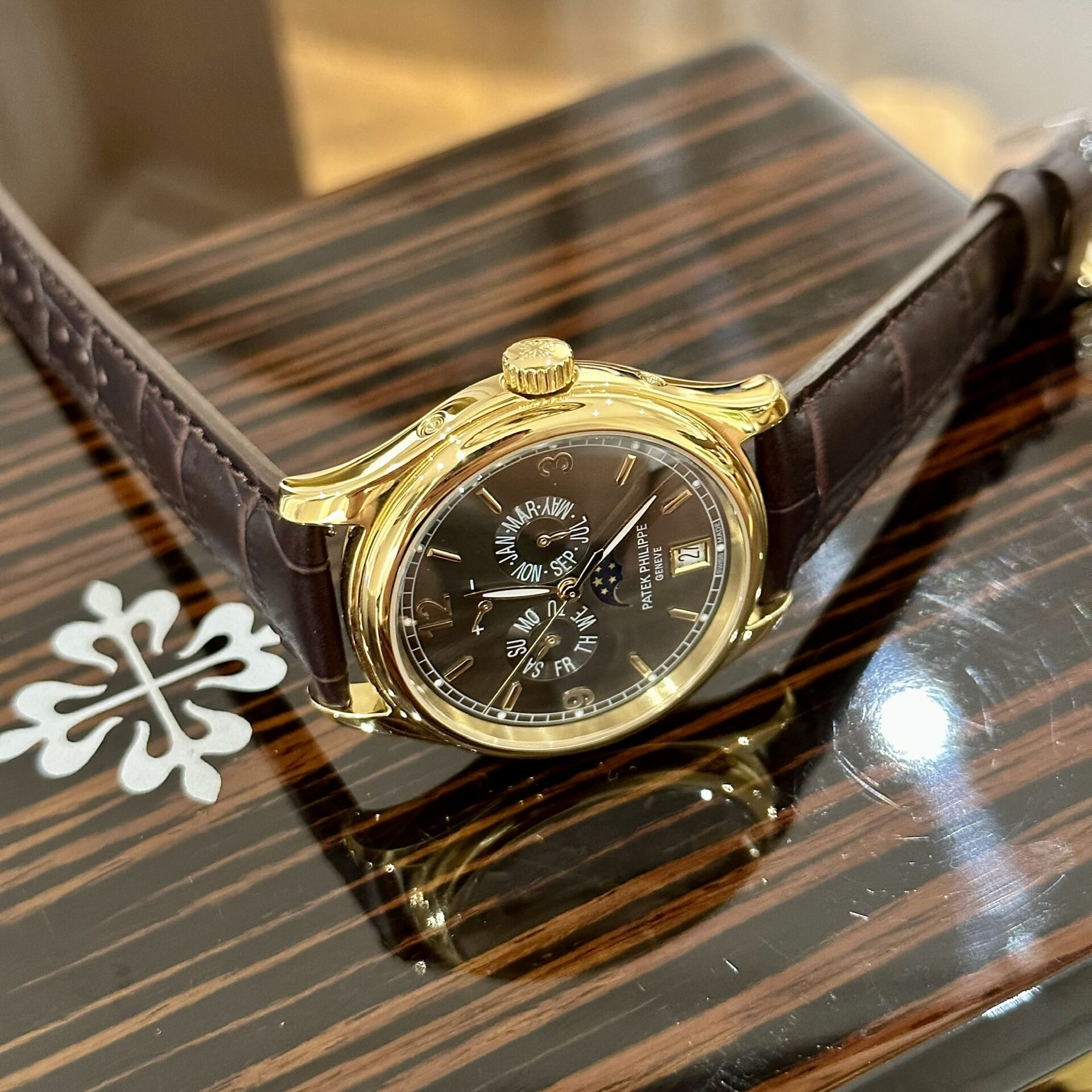 Patek Philippe Replica Watch Complications 5146 Gold Plated leather Strap 40mm