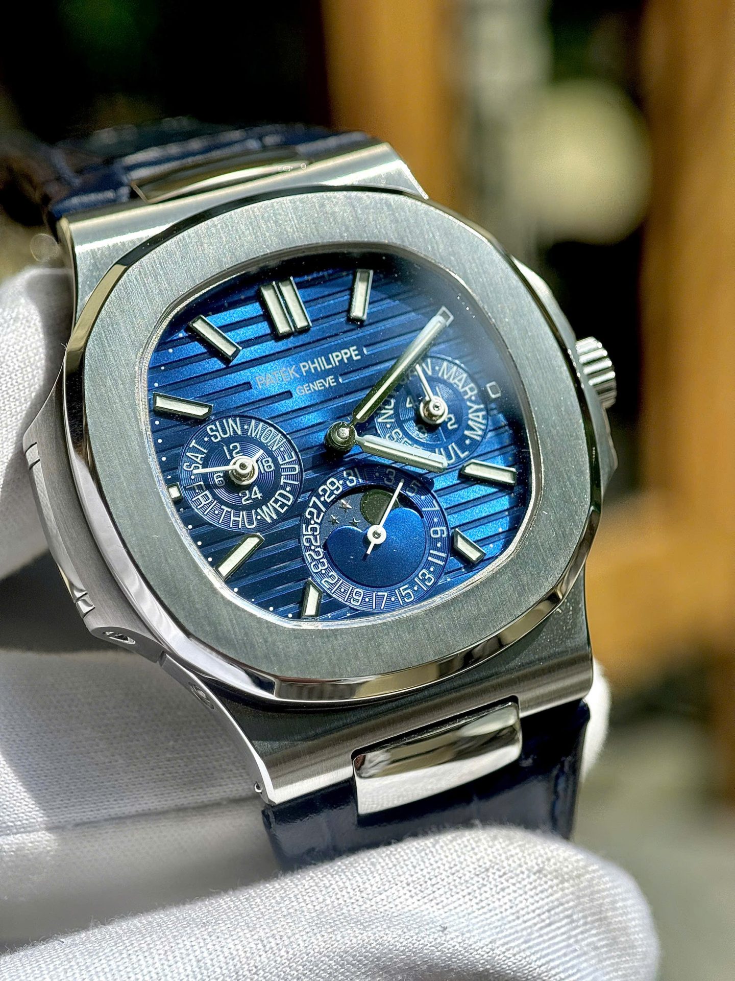 Patek Philippe High End Watch Replicas Nautilus 5740G Blue   Automatic Swiss Movement 40mm