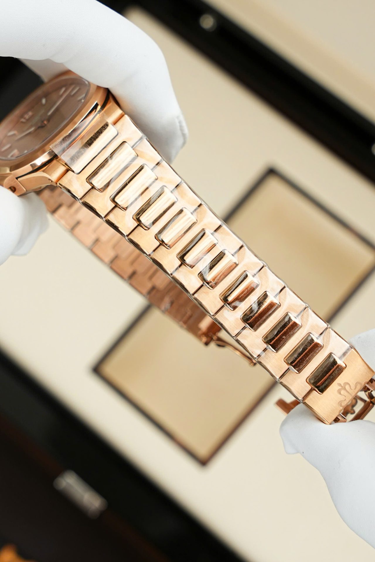 Patek Philippe Nautilus 7118 Replica Watches Rose Gold Swiss Movement 3K Factory 35,2mm