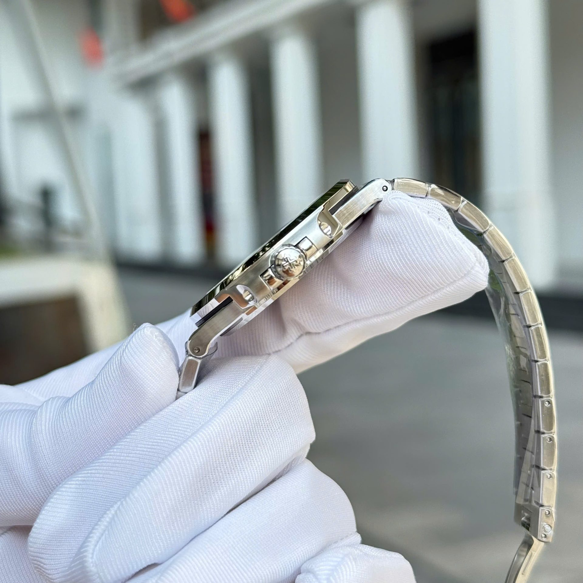 Patek Philippe Nautilus 5711 Replica Watches White Dial Metal Wire BBF Factory 40mm