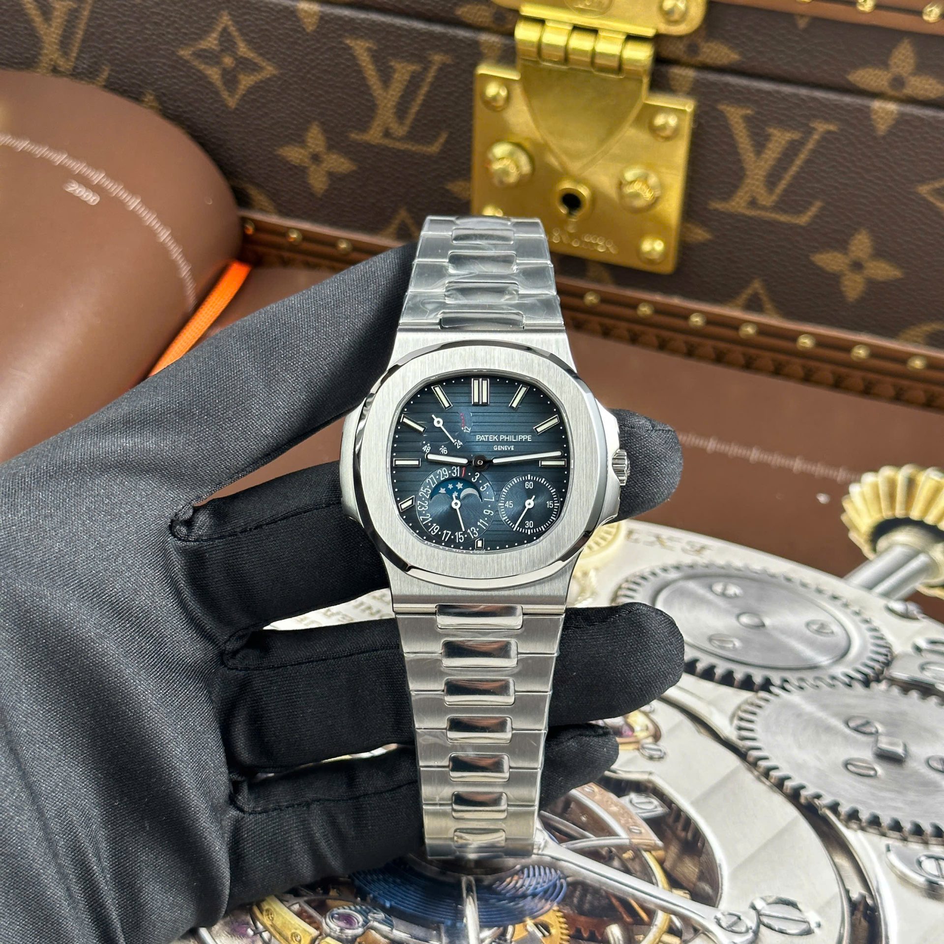 Patek Philippe Nautilus 5712 Replica Watches Blue Dial Metal Wire PPF Factory Version 3 40mm