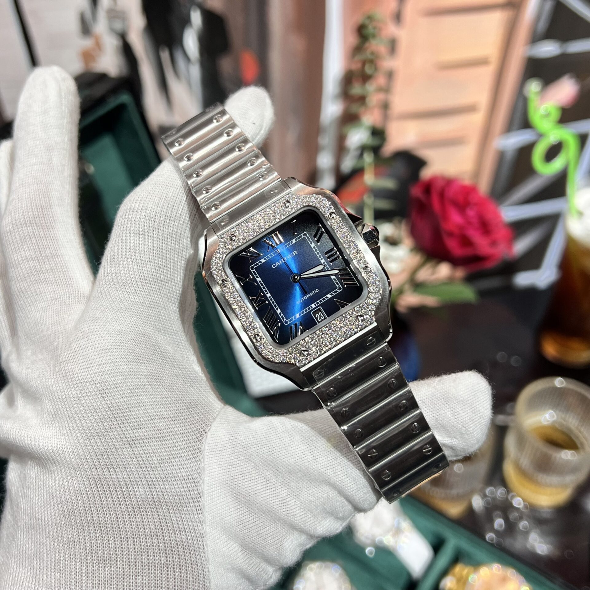 Cartier Replica Watch Santos Moissanite Diamond Bezel Blue Dial BV Factory 39.8mm