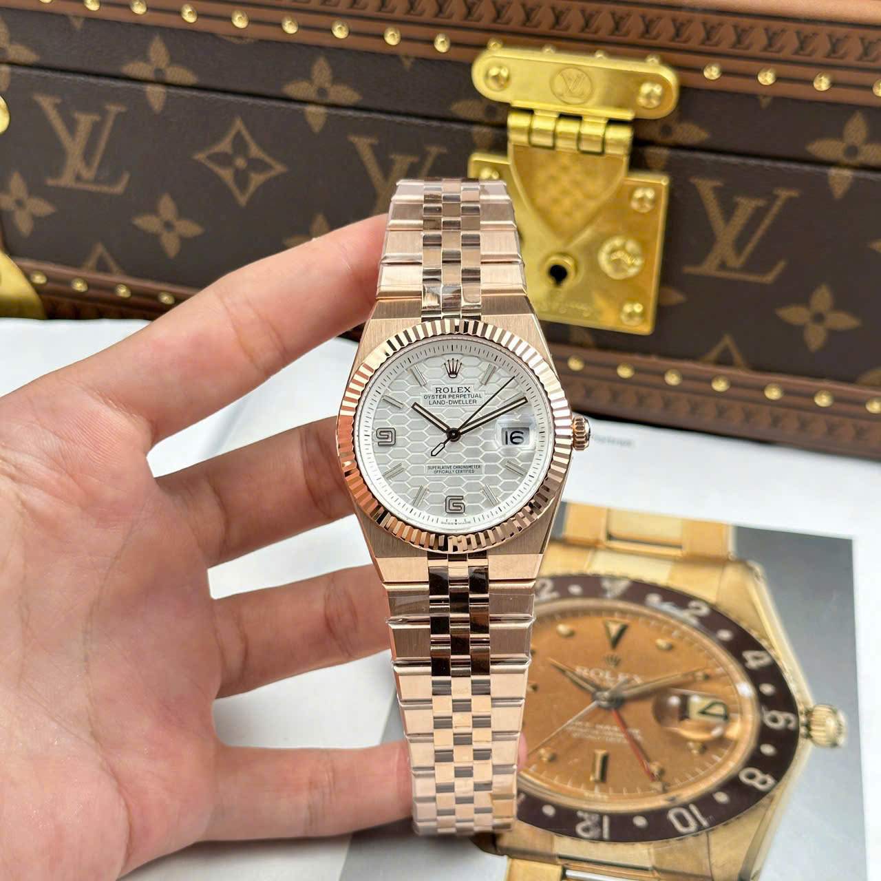 Rolex Land-Dweller 127235 Rose Gold Honeycomb Motif Dial Luxury Fake Watches 40mm