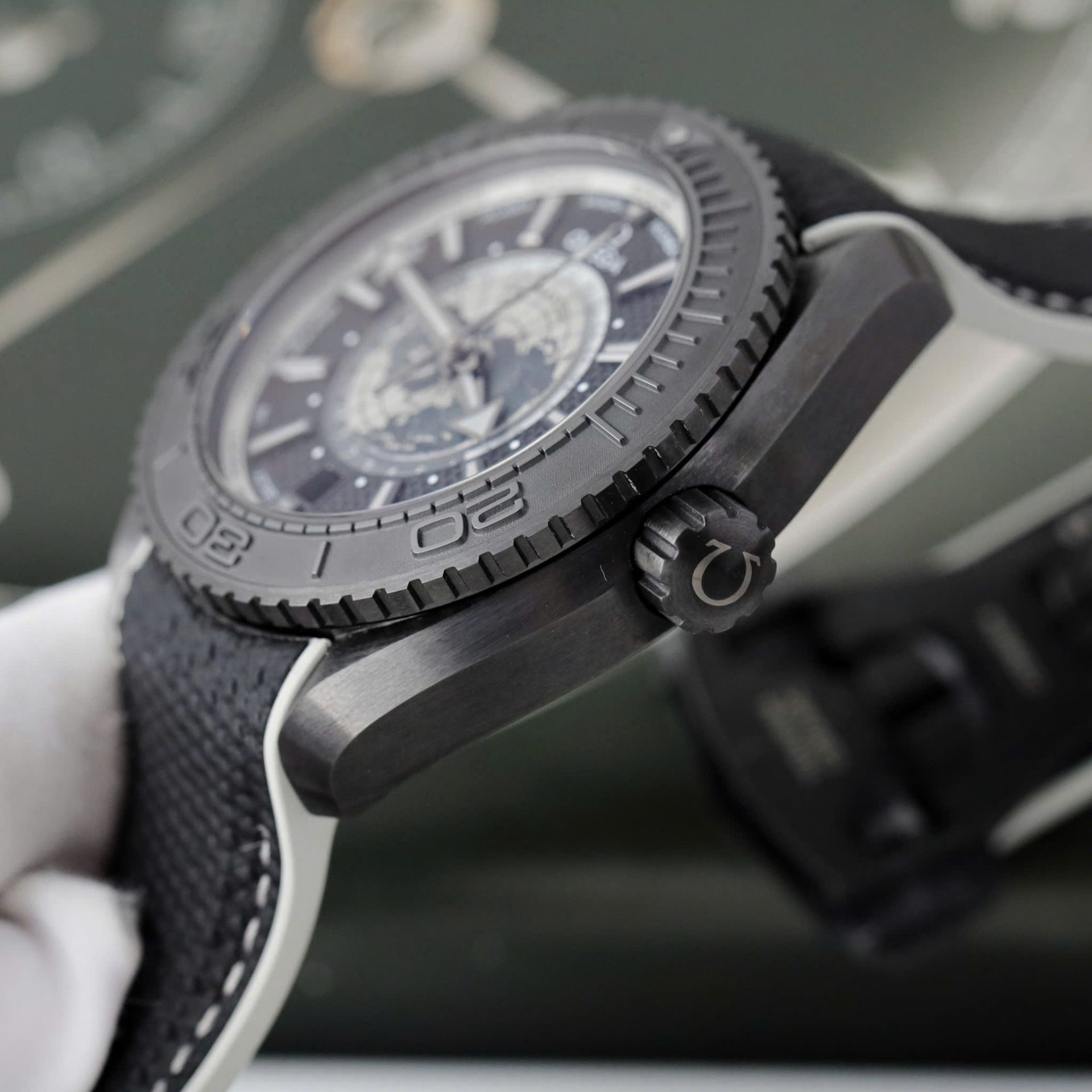 Omega Seamaster Planet Ocean Worldtimer Imitation Watches Black Ceramic Rubber Strap VS Factory 45.5mm