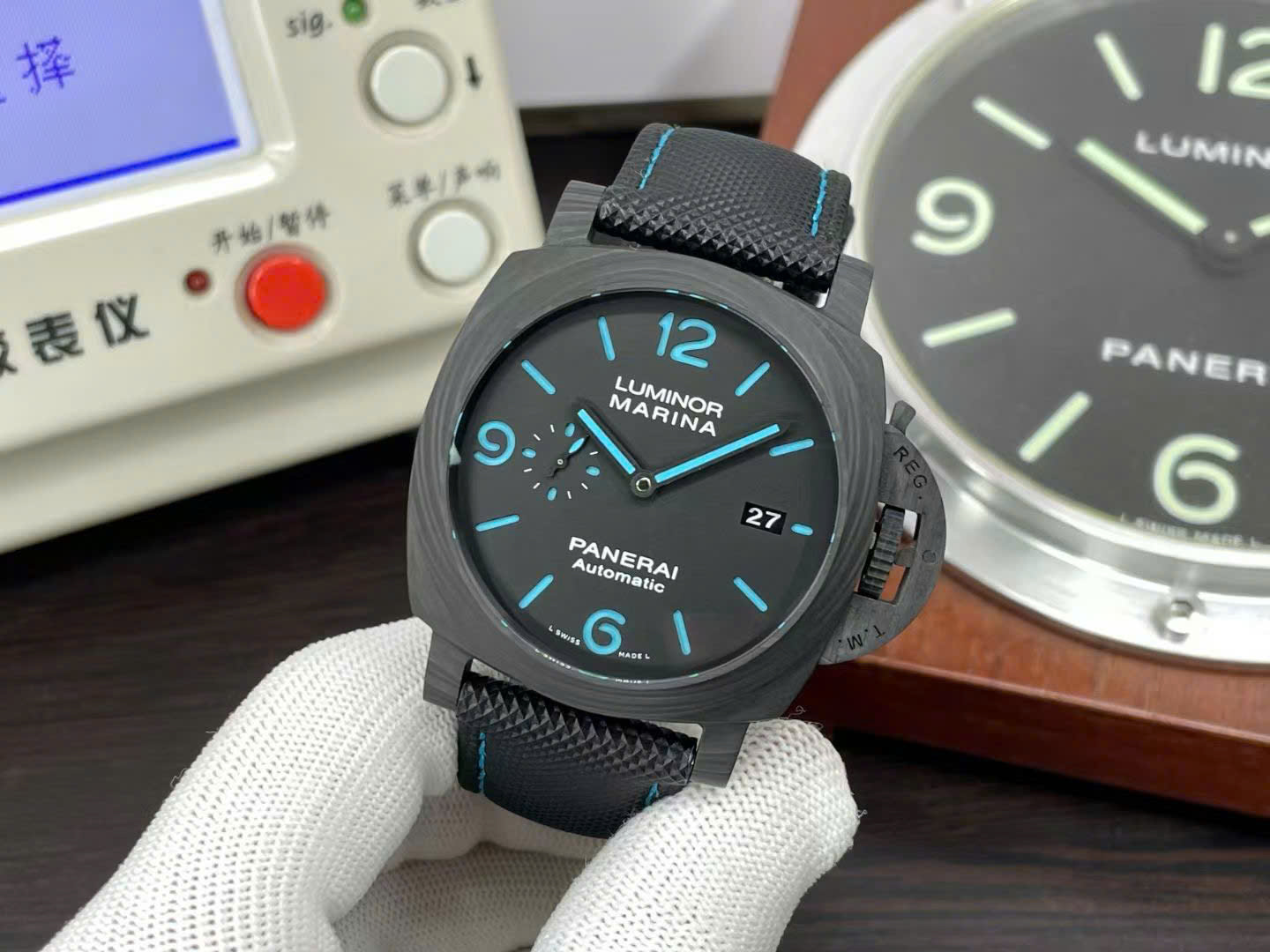 Panerai Good Imitation Watches Luminor Marina Carbotech™ PAM02661 VS Factory Men s 44mm
