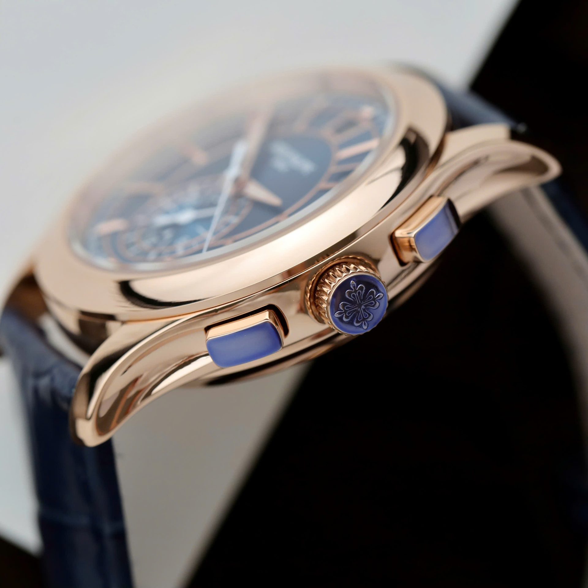 Patek Philippe Replica Watch Complications 5905R Chronograph Blue Dial Leather Strap 41mm