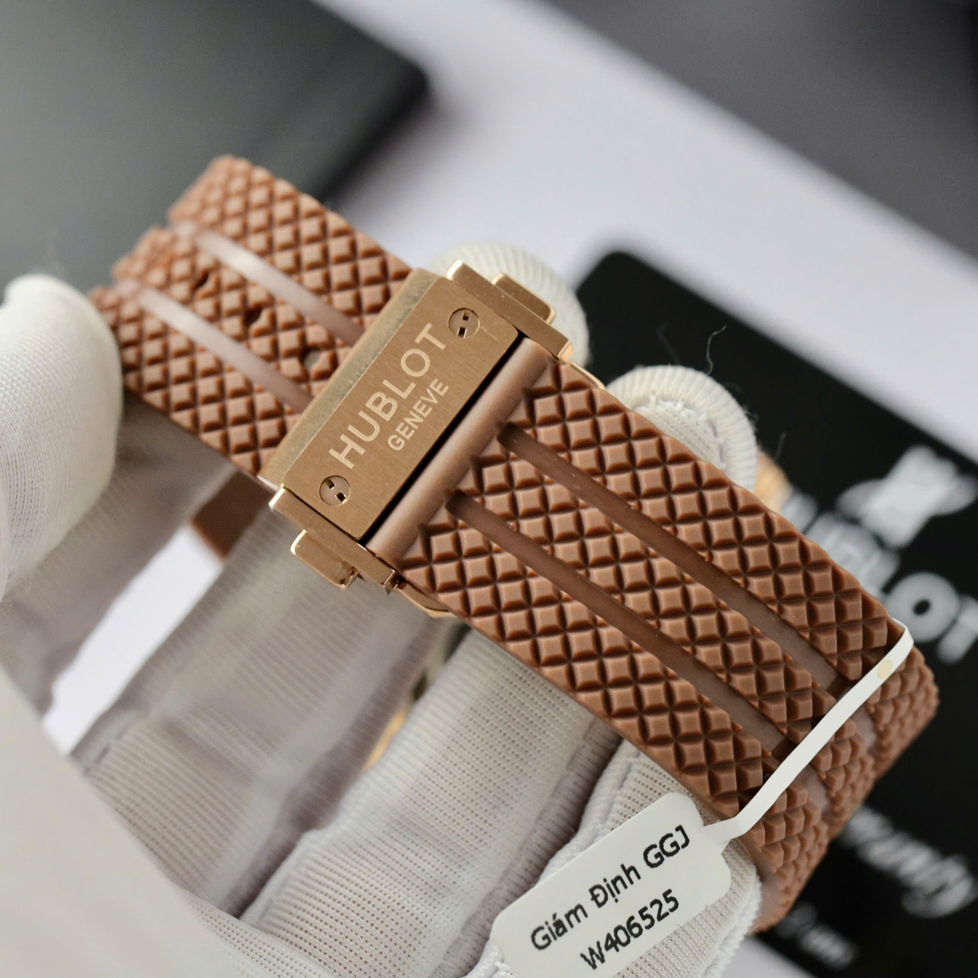 Hublot Big Bang King Gold Custom Moissanite Diamonds Hong Kong 42mm