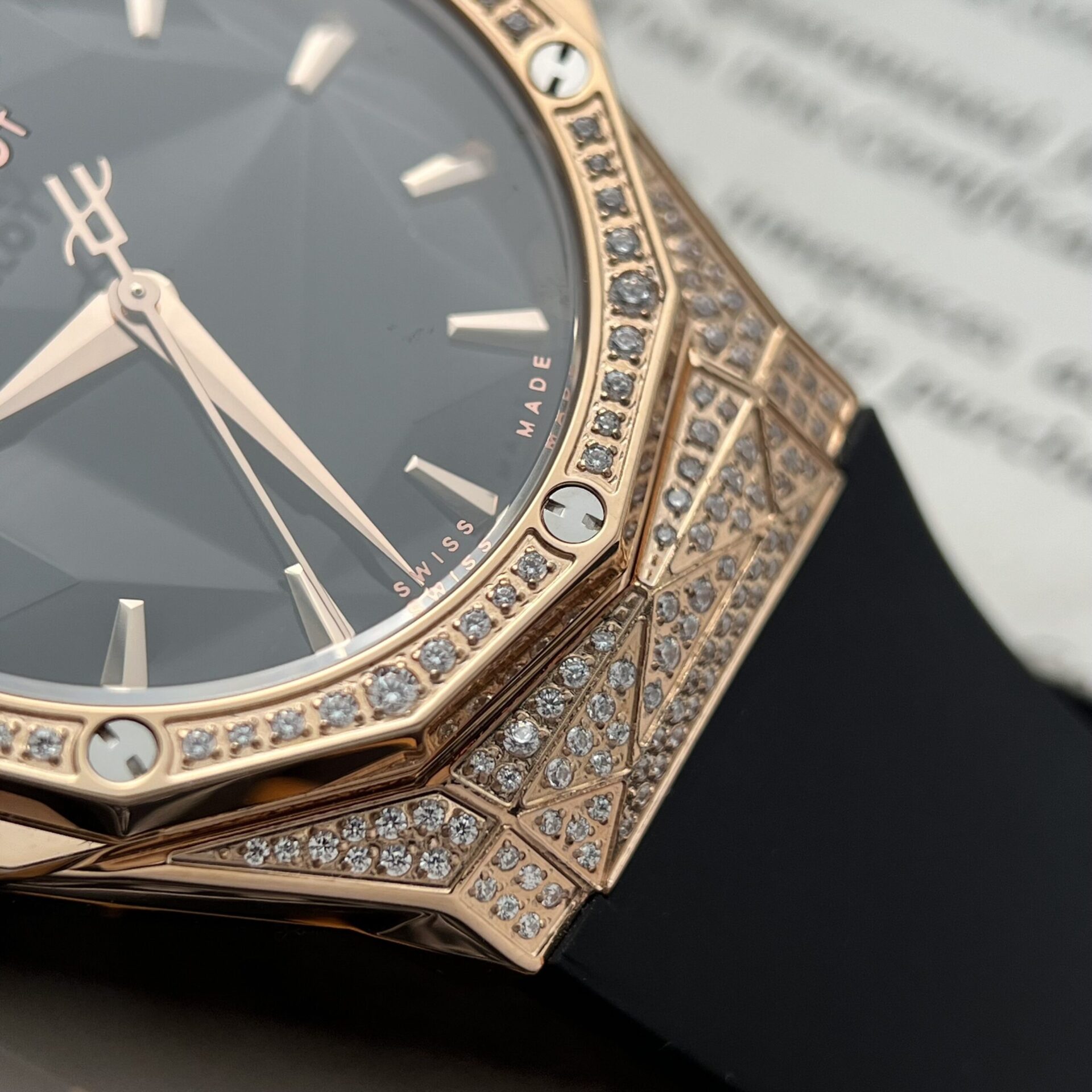 Hublot Replica 1:1 Watch Orlinski King Gold Full Diamonds Black 40mm