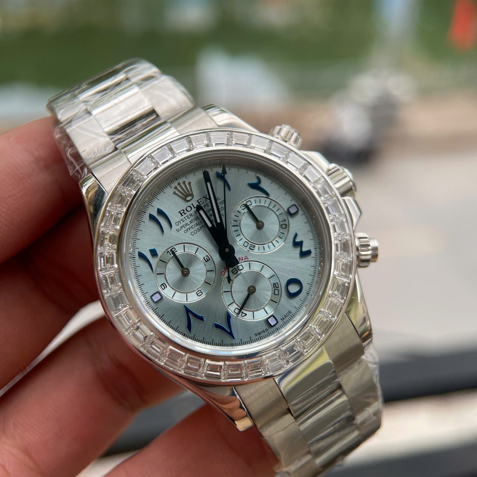 Rolex Daytona Best Replica Watch Custom Solid White Gold + Diamonds Baguette Hong Kong 40mm