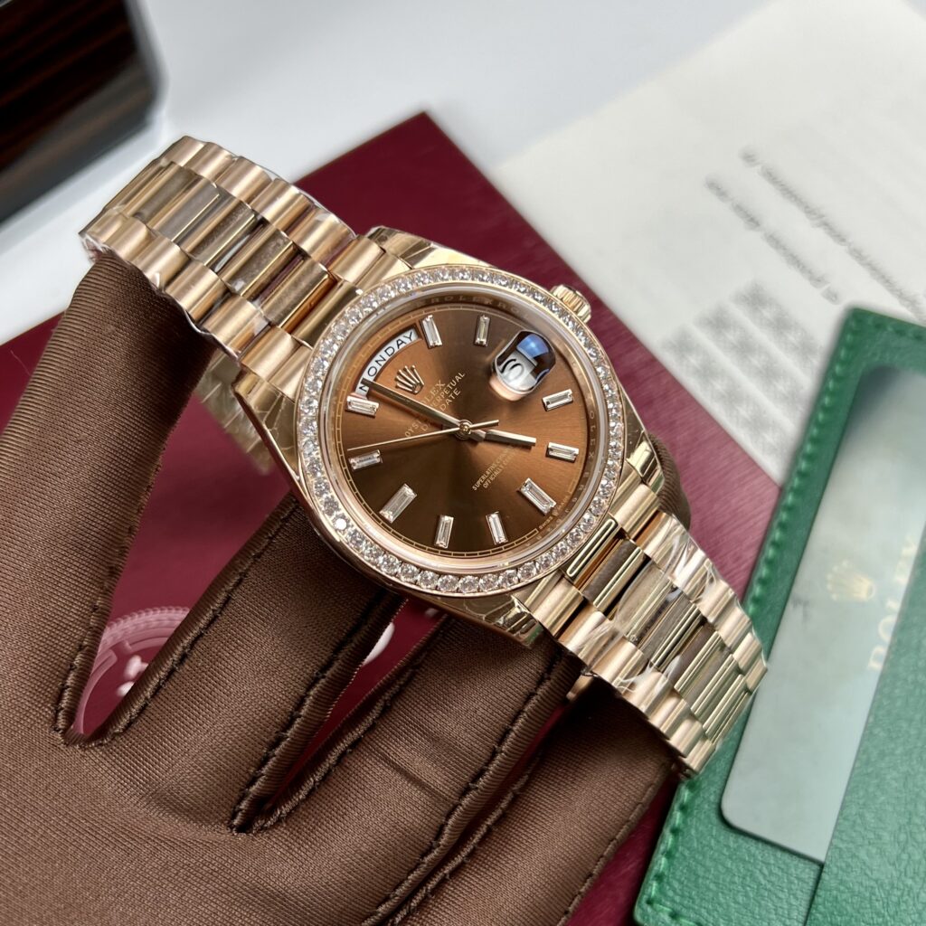 Rolex Replica Watch Day-Date Men s Chocolate Dial Diamond Bezel EW Factory 40mm