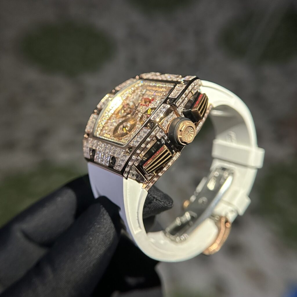 Richard Mille Replica 1:1 Watch RM011 With Full Diamond Rubber Strap 44mm