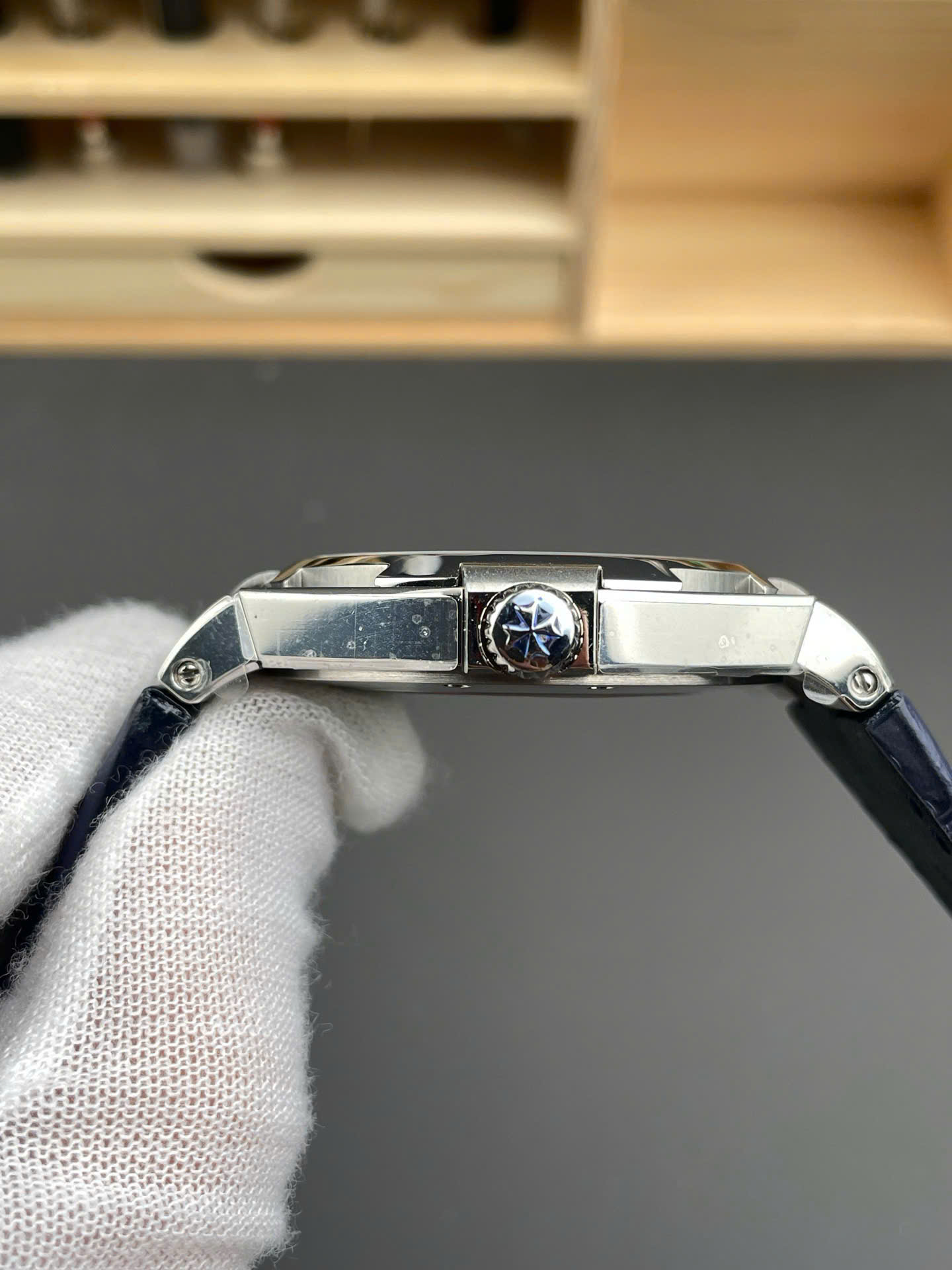 Vacheron Constantin Luxury Replica Watches Overseas 47040 Blue Dial MKS Factory 42mm