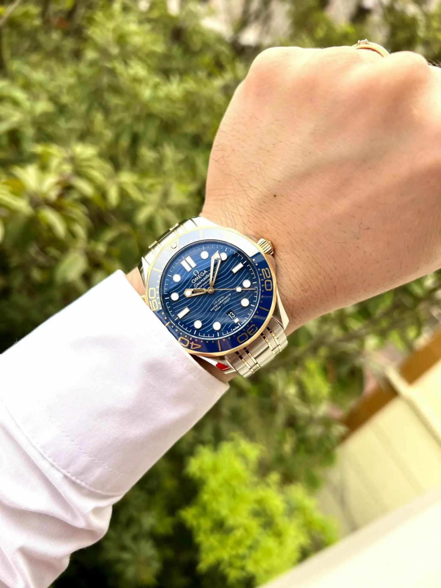 Omega Replica 1:1 Watch Seamaster Diver 300m Chronometer Blue Demi Gold 42mm