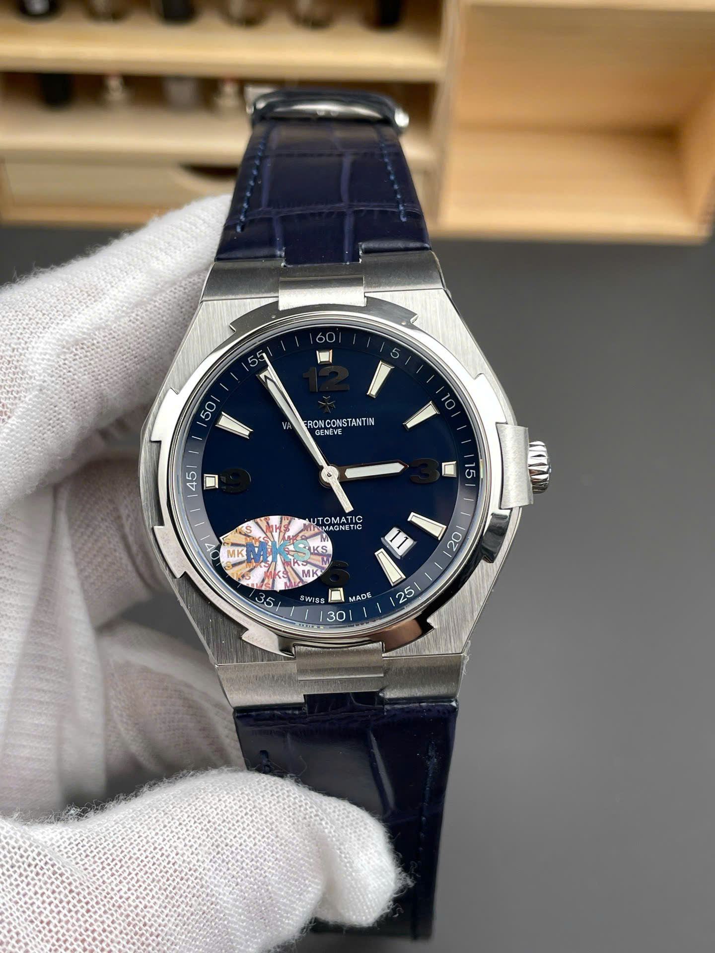 Vacheron Constantin Luxury Replica Watches Overseas 47040 Blue Dial MKS Factory 42mm