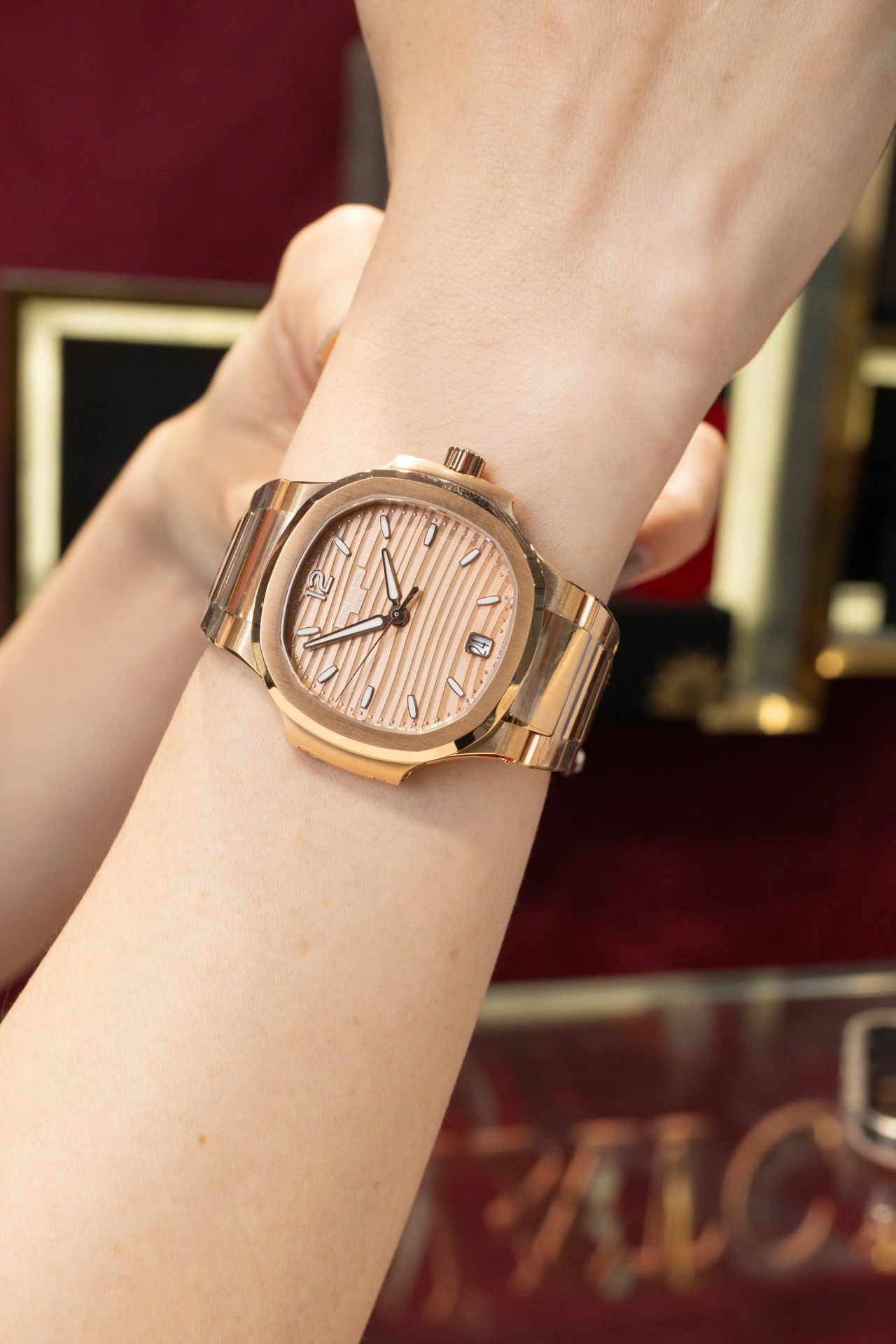 Patek Philippe Nautilus 7118 Replica Watches Rose Gold Swiss Movement 3K Factory 35,2mm