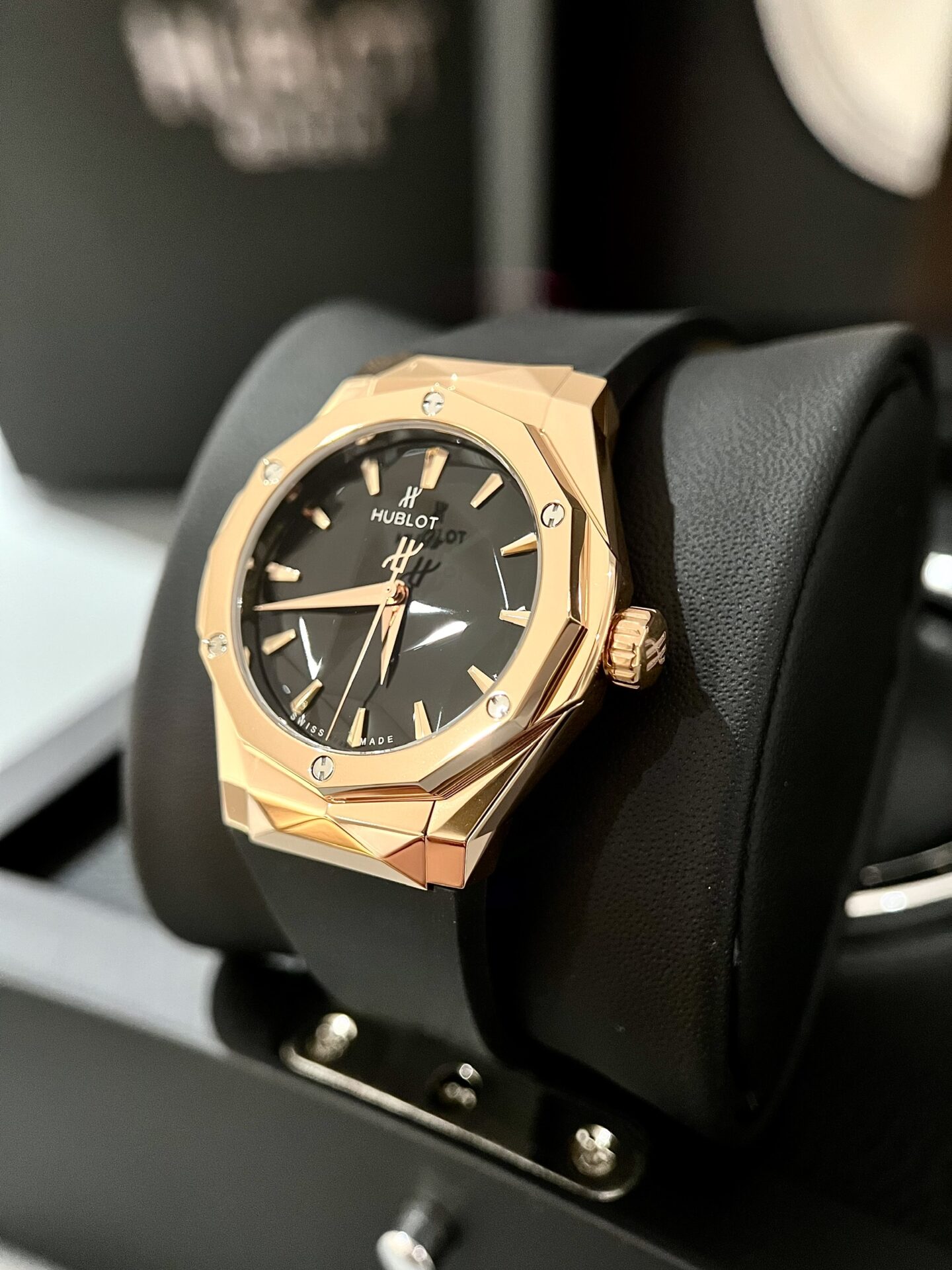 Hublot Replica Watch Orlinski King Gold Black Dial APS Factory 40mm