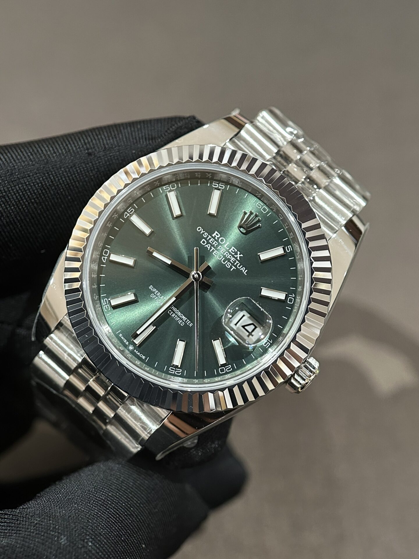 Rolex DateJust 126334 Green Dial Replica 1:1 Watch Factory Clean 41mm