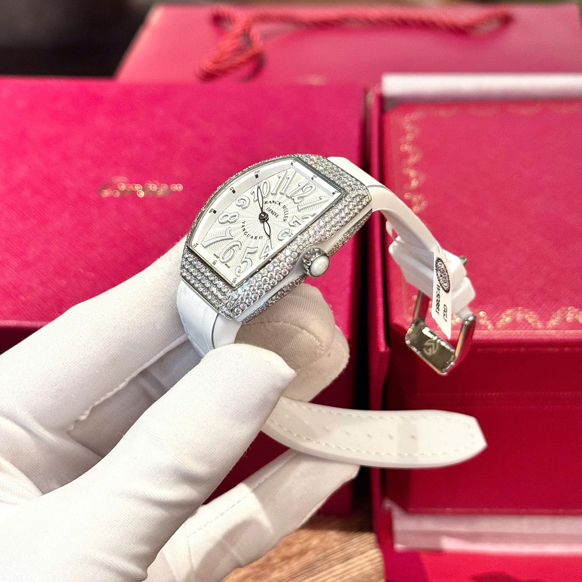 Franck Muller V32 White Dial Replica Watch Custom Diamonds Moissanite Hong Kong 36mm
