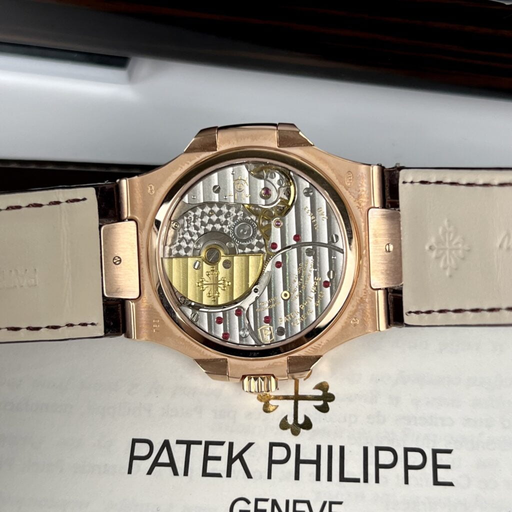 Patek Philippe Replica Watch Nautilus 5724 Gold-Wrapped With Moissanite Diamond ZF Factory 40mm
