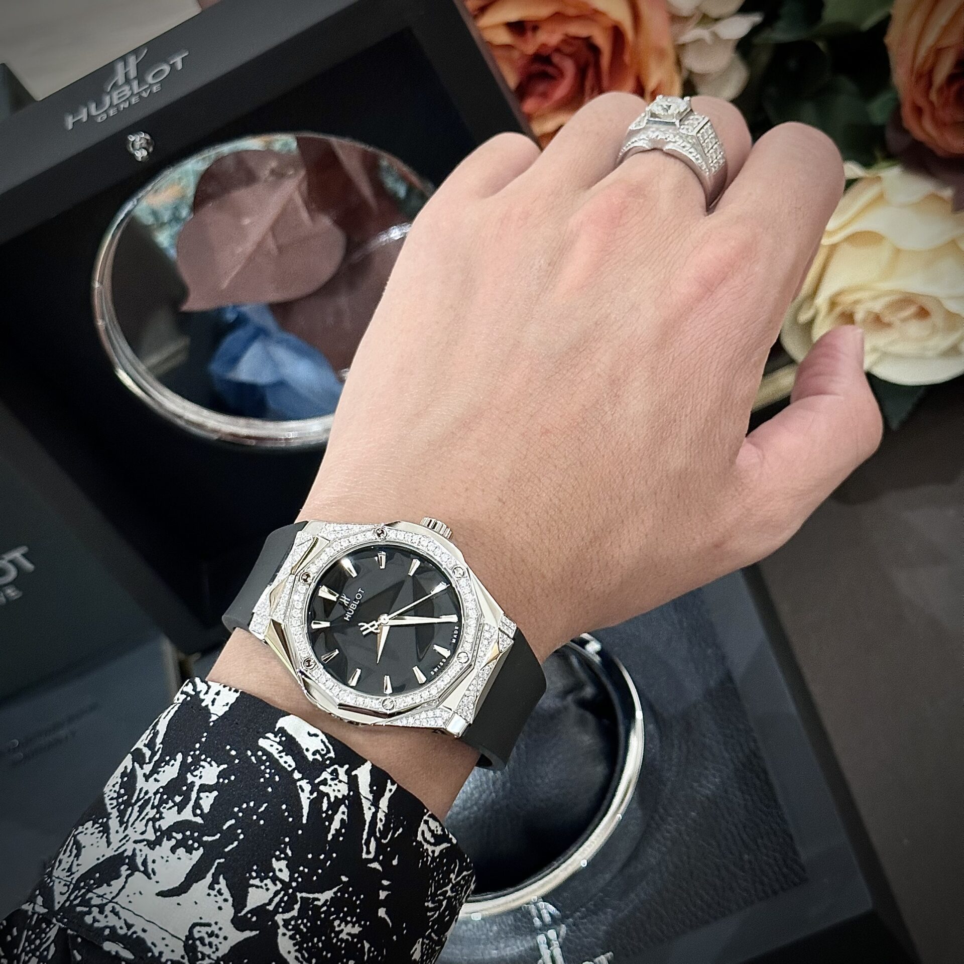 Hublot Orlinski Black With Moissanite Diamond Replica 1:1 Watch 40mm