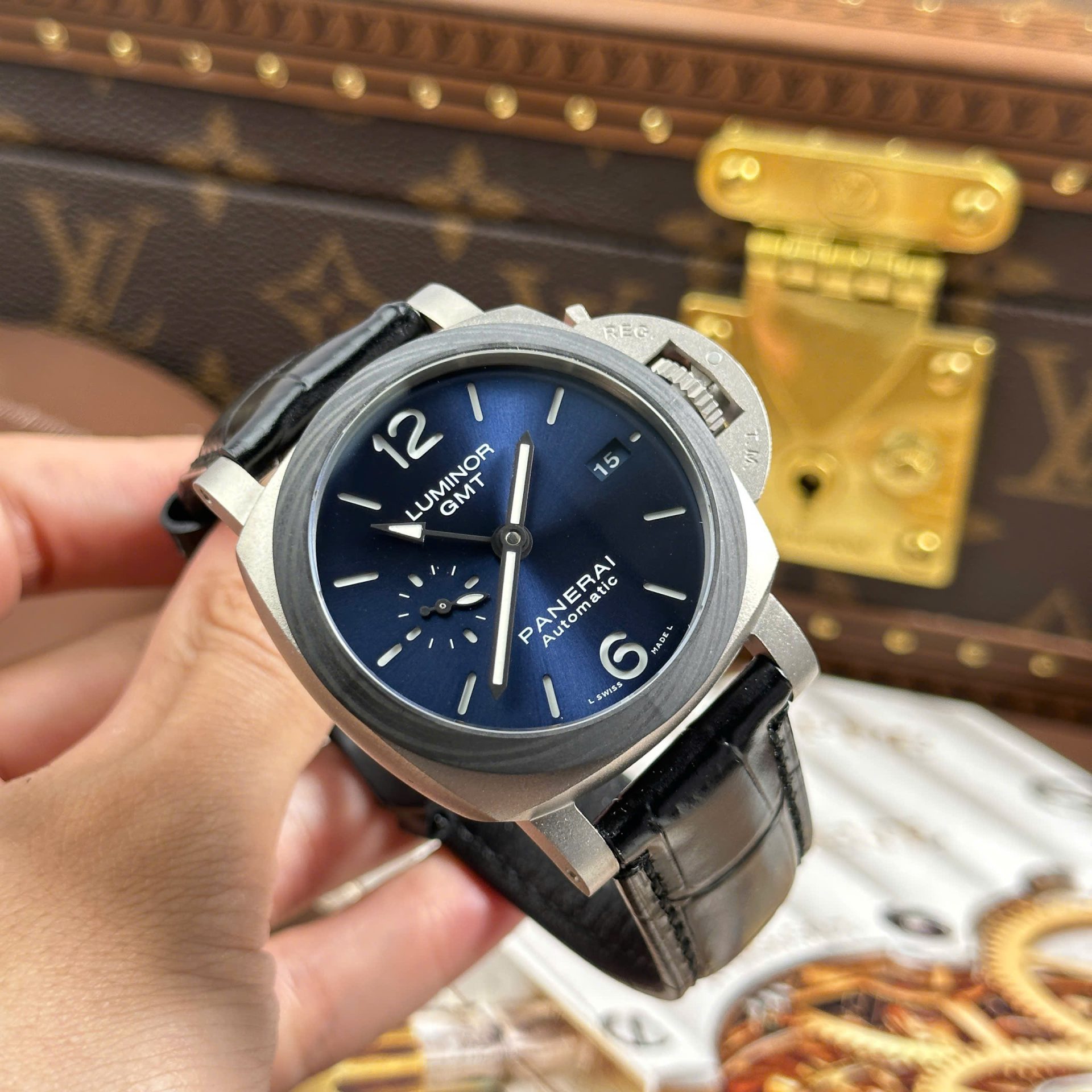 Panerai Luminor GMT PAM1279 Replica Watches Automatic Movement Leather Strap VS Factory 42mm