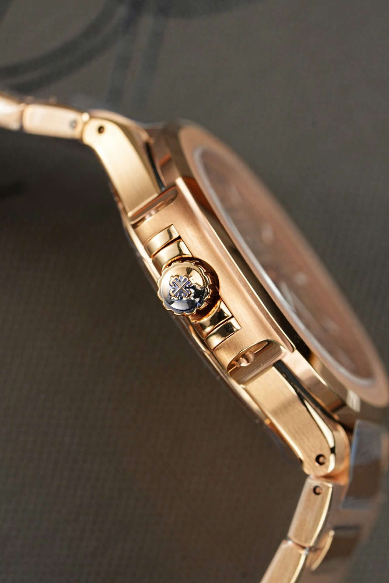 Patek Philippe Nautilus 7118 Replica Watches Rose Gold Swiss Movement 3K Factory 35,2mm